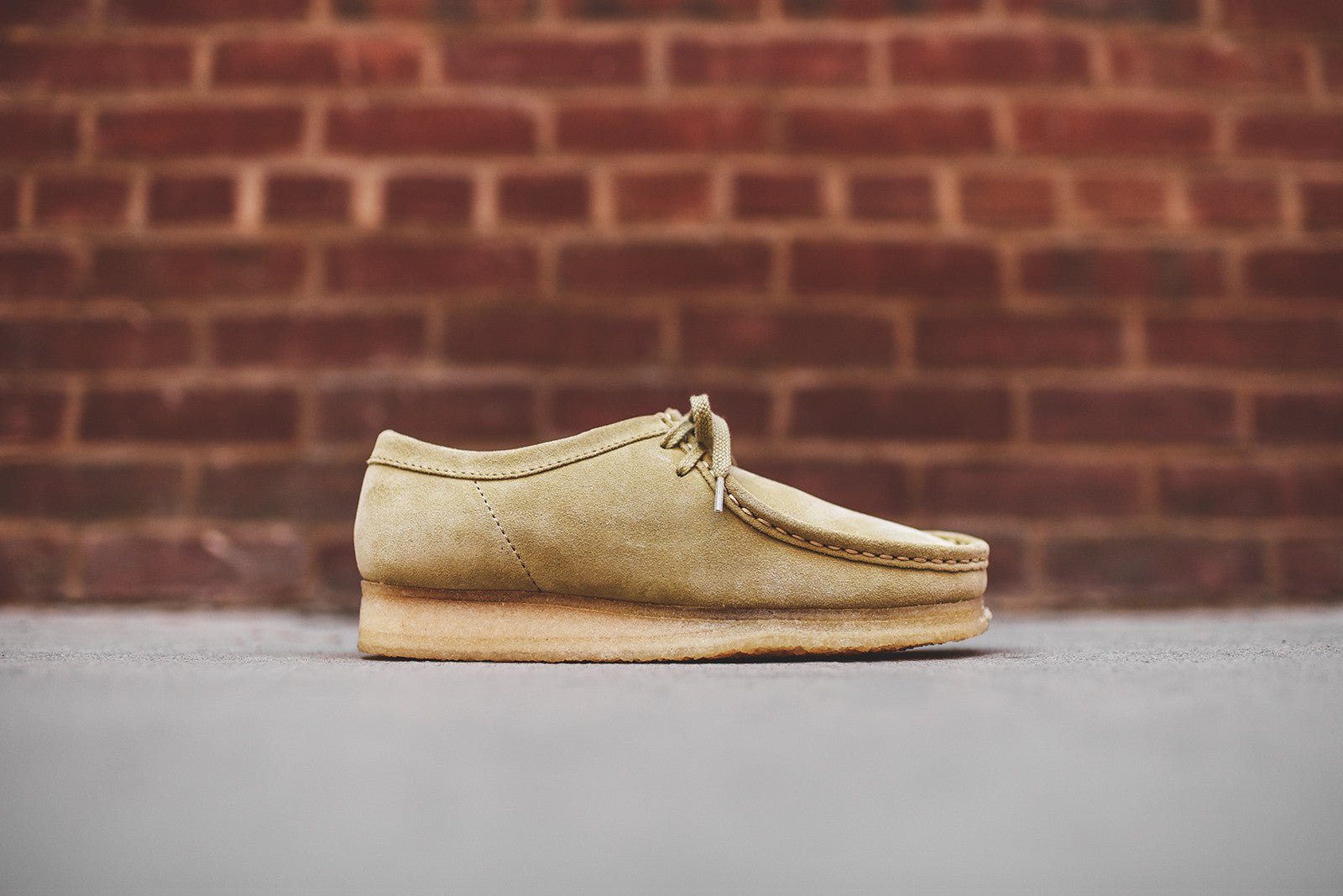 Clarks Wallabee Low - Maple