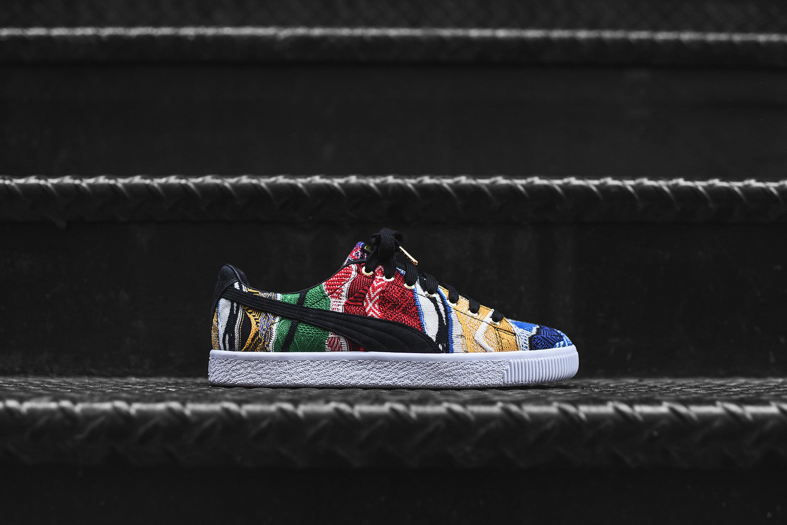Puma x Coogi Clyde - Black / Team Gold