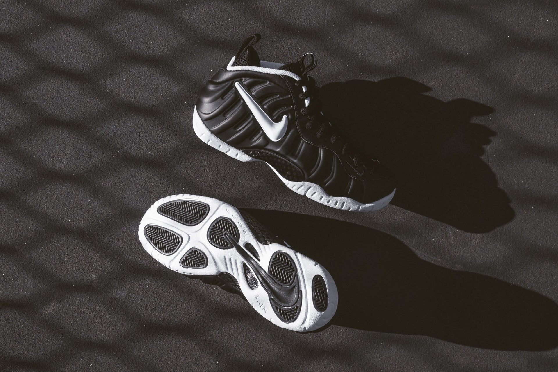 Nike Air Foamposite Pro QS - Dr. Doom