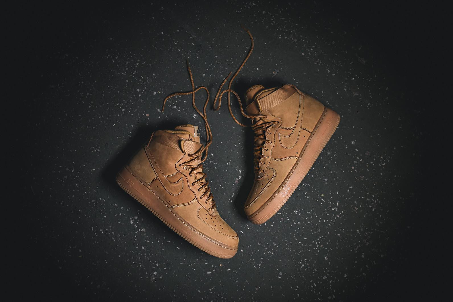 Nike Air Force 1 High - Flax / Gum