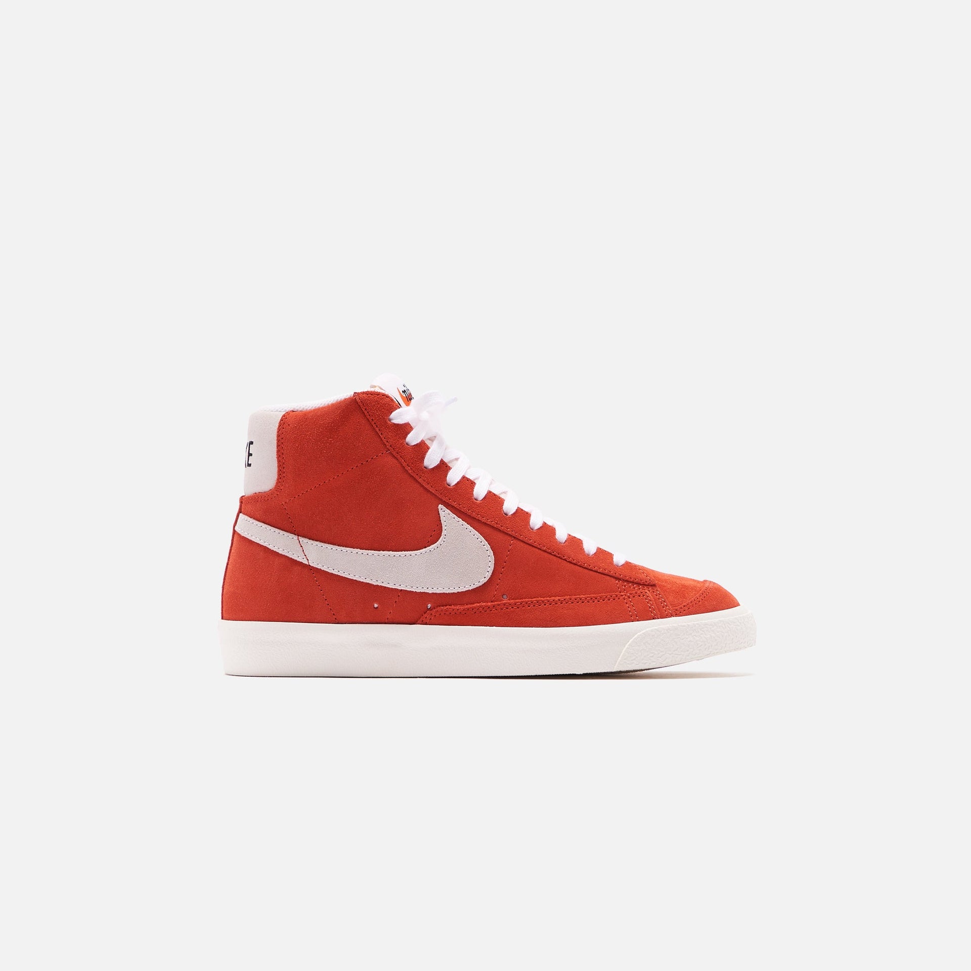 Nike Blazer Mid '77 - Habanero Red / White / Sail / Black