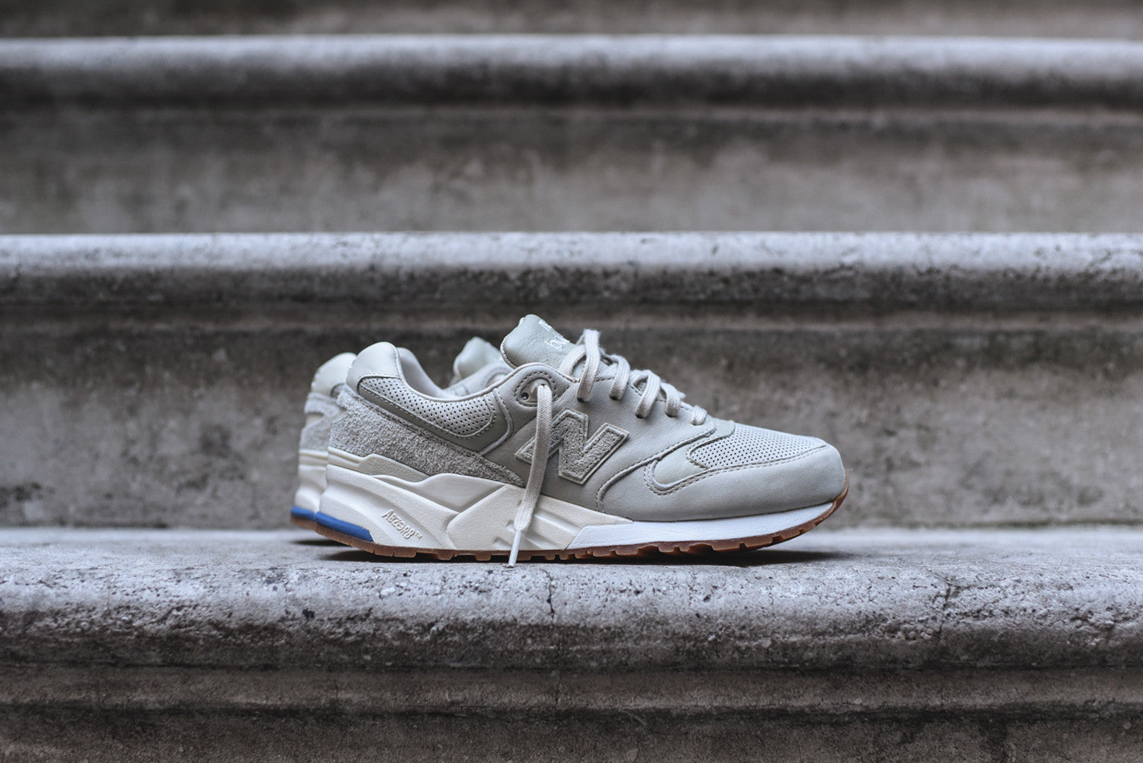 New Balance ML999 - Powder White / Angora