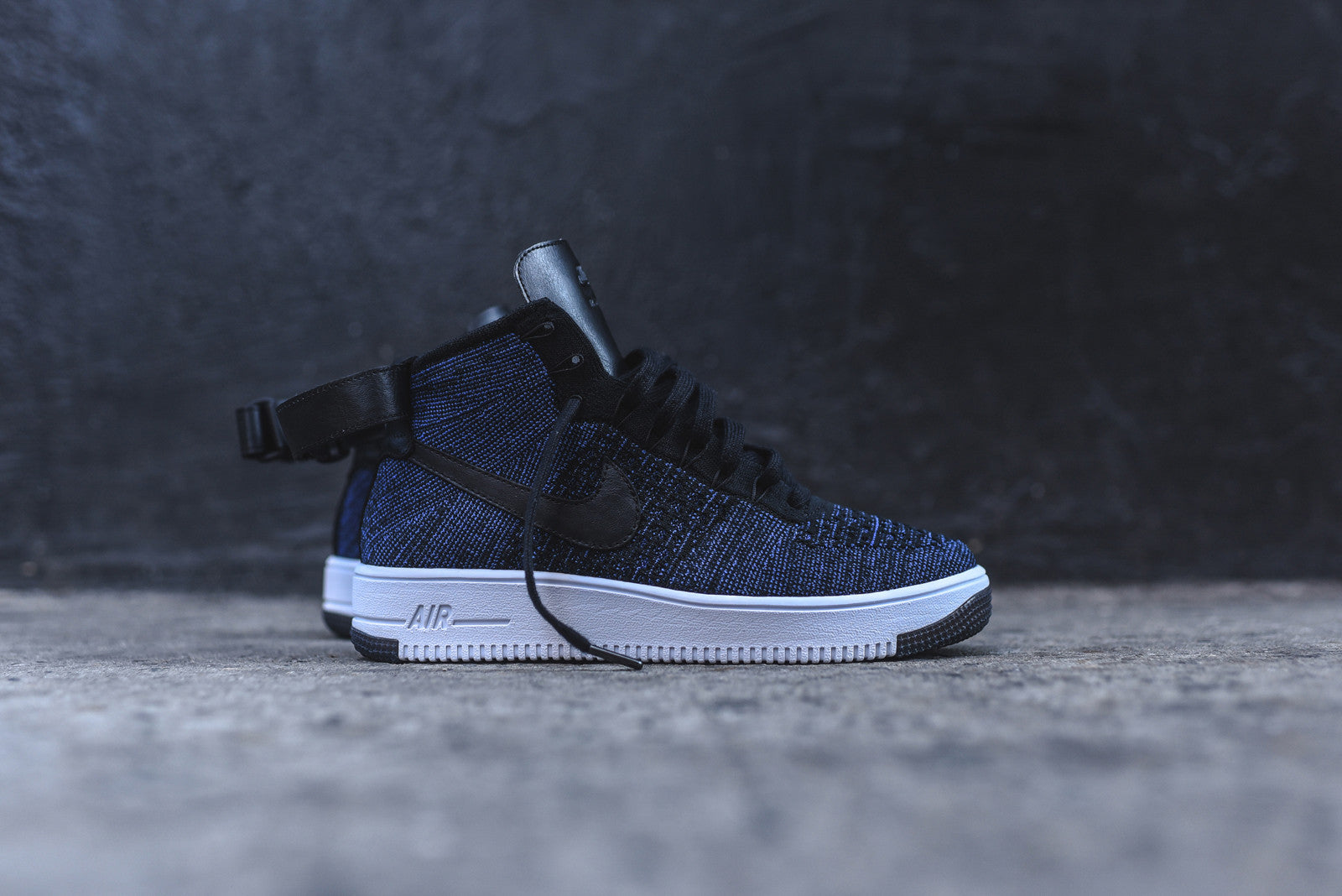 Nike Air Force 1 Flyknit Mid & Low