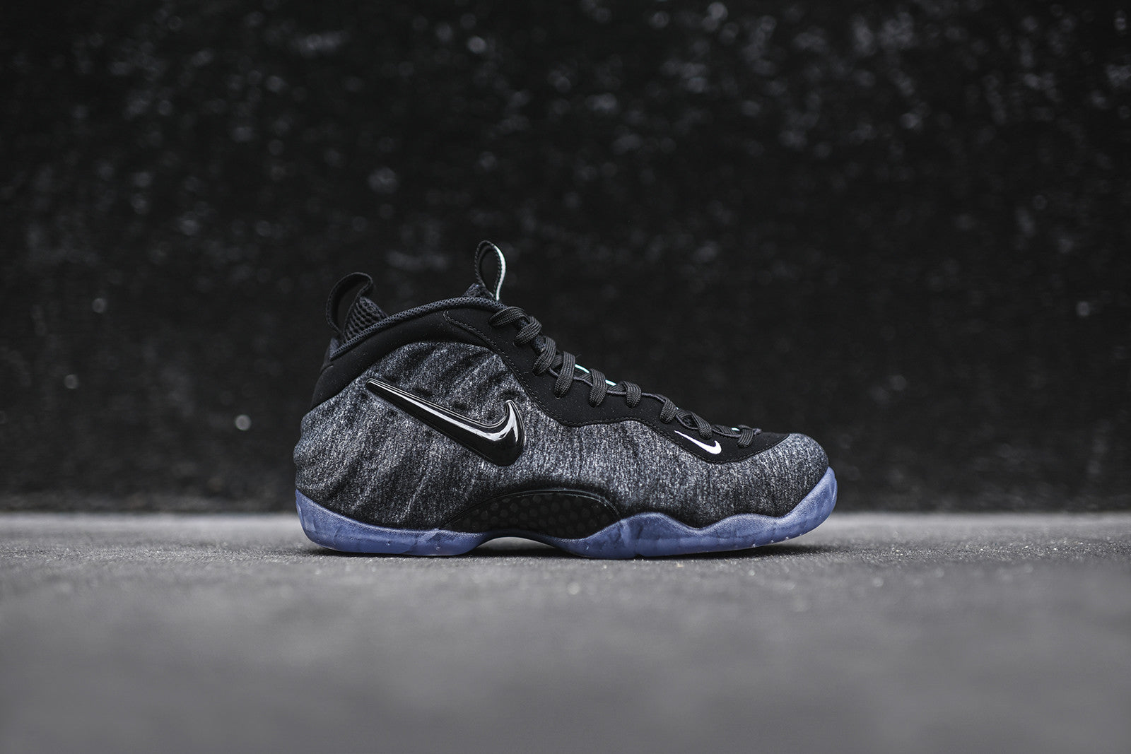 Nike Air Foamposite Pro - Grey / Black