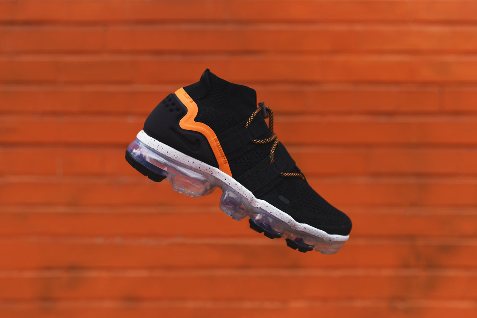 Nike Air VaporMax FK Utility - Black / Orange