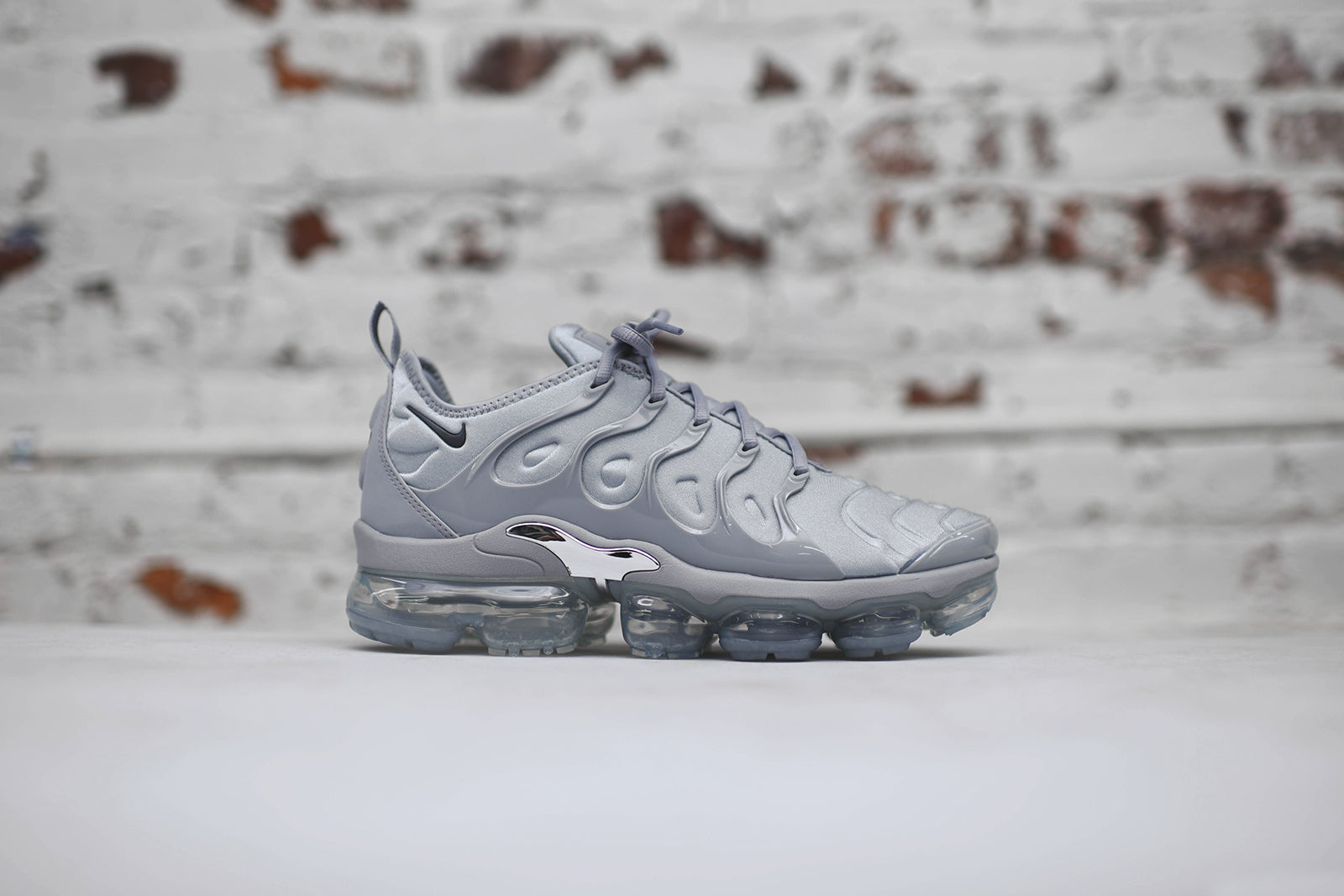 Nike Air VaporMax Plus - Wolf Grey