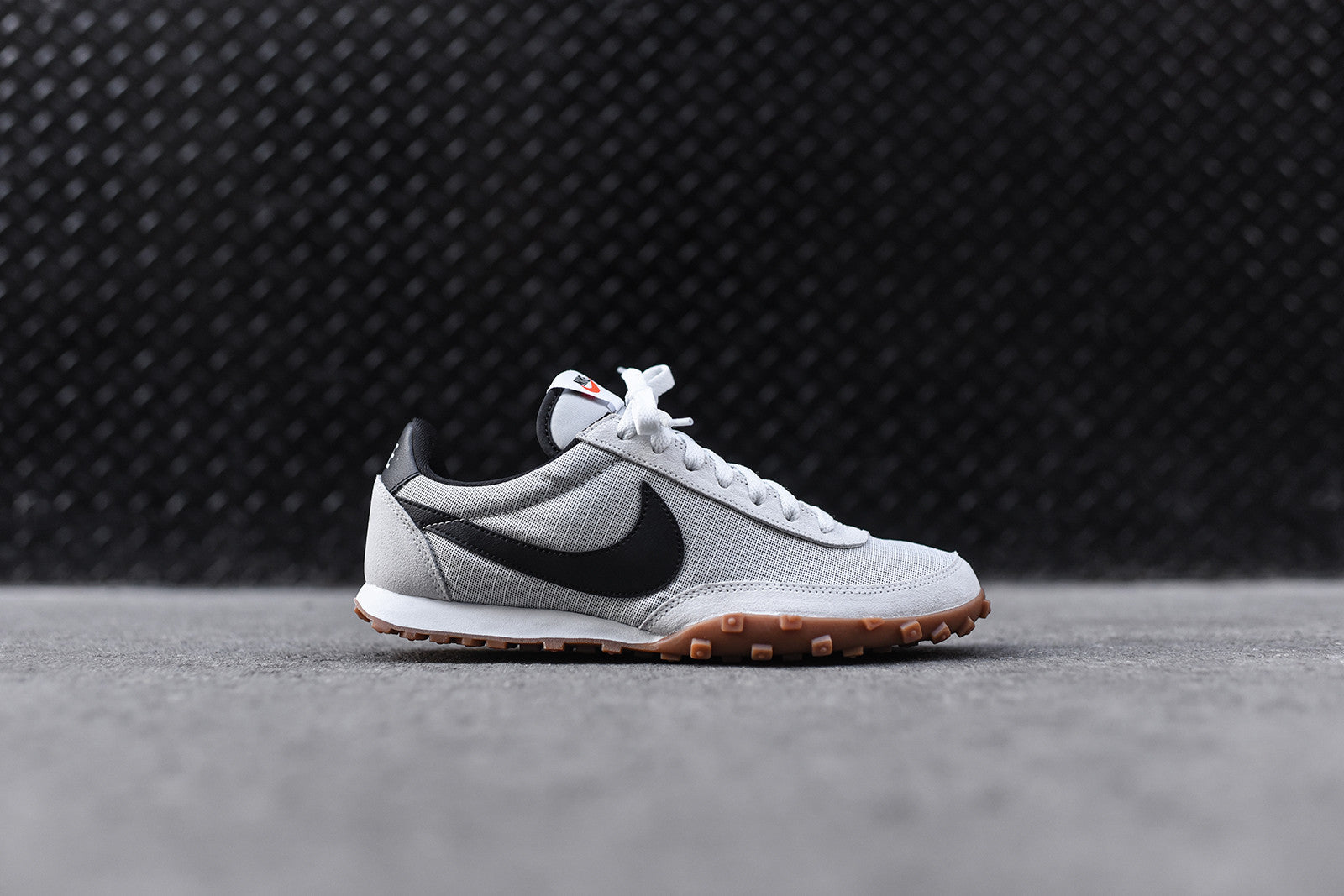 Nike Waffle Racer '17 - White / Black
