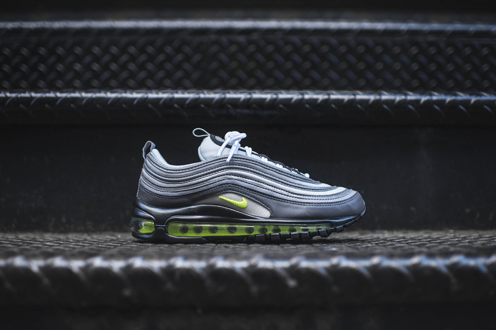 Nike WMNS Air Max 97 - Grey / Volt