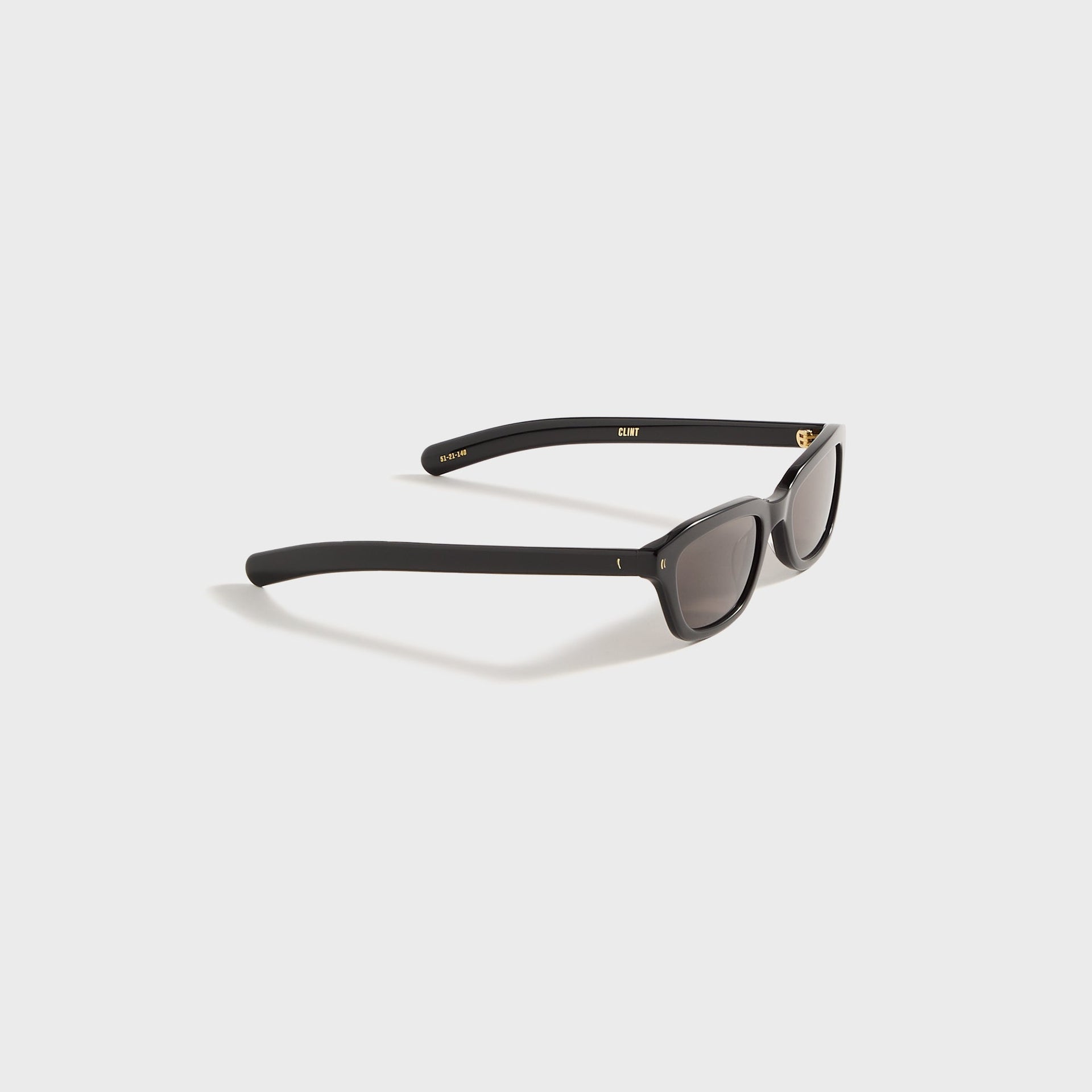 Flatlist Clint in Solid Black / Solid Black Lens