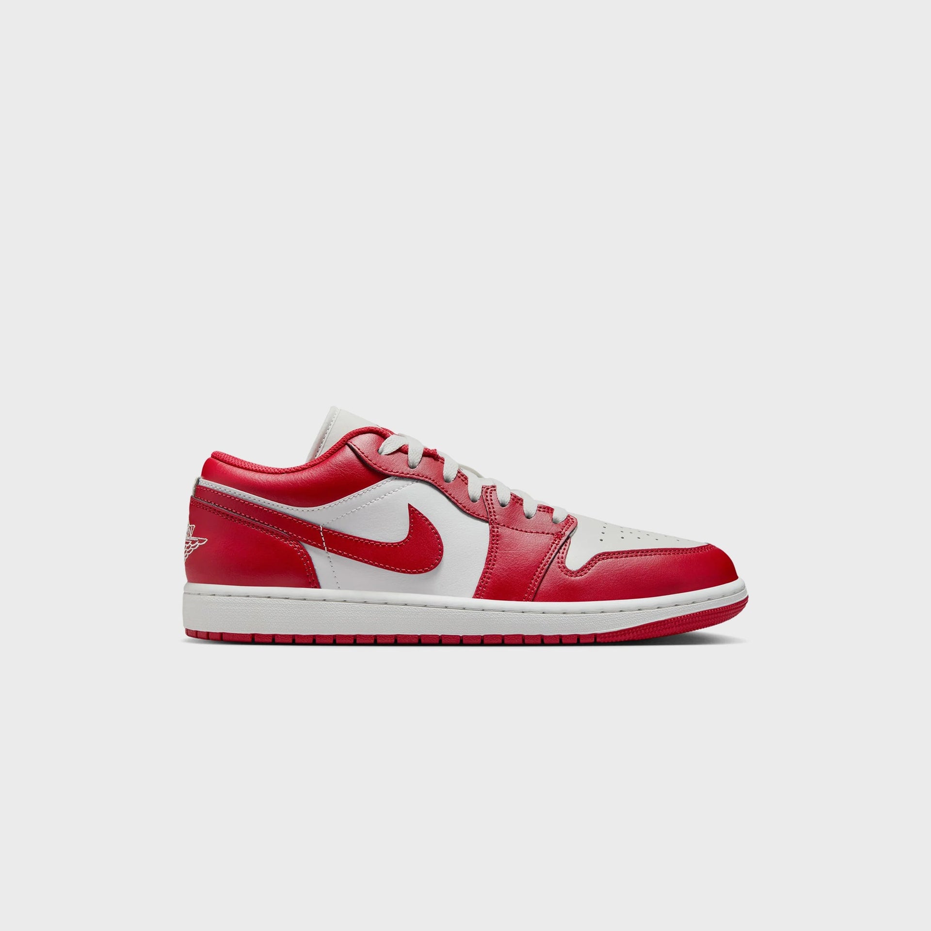 Nike Air Jordan 1 Low - Summit White / Varsity Red