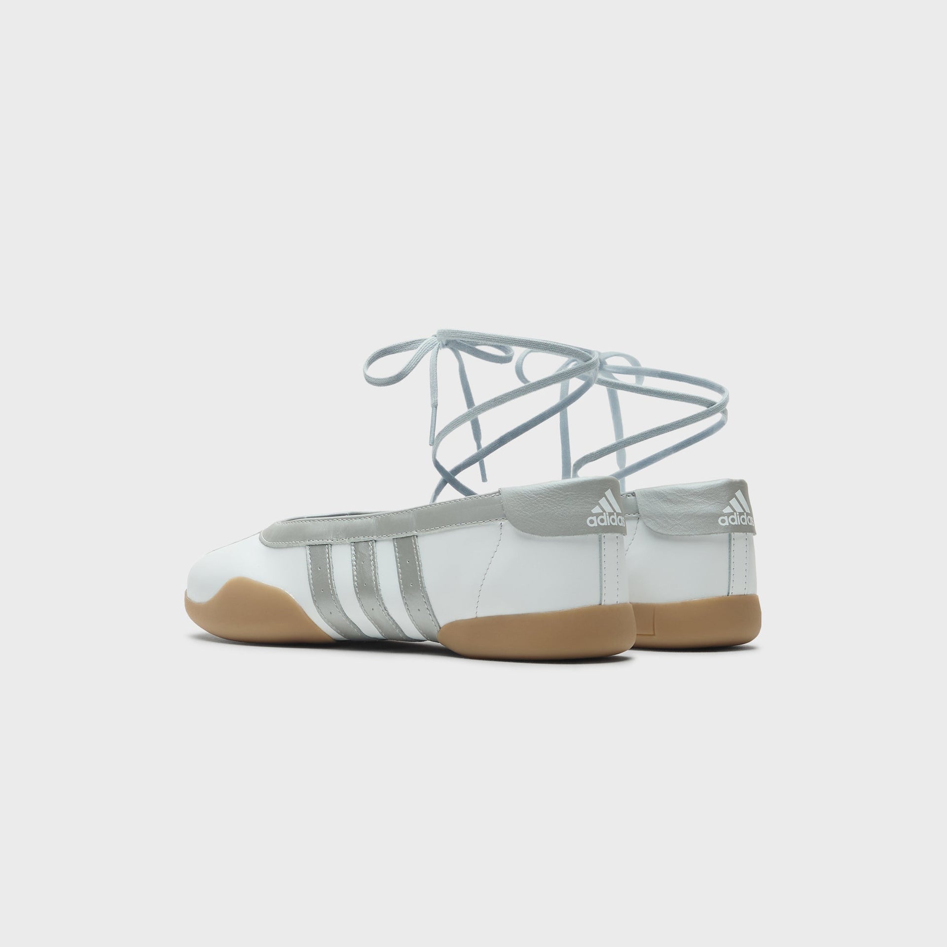 adidas WMNS Taekwondo Mei Ballet - Cloud White / Silver Metallic / Gum