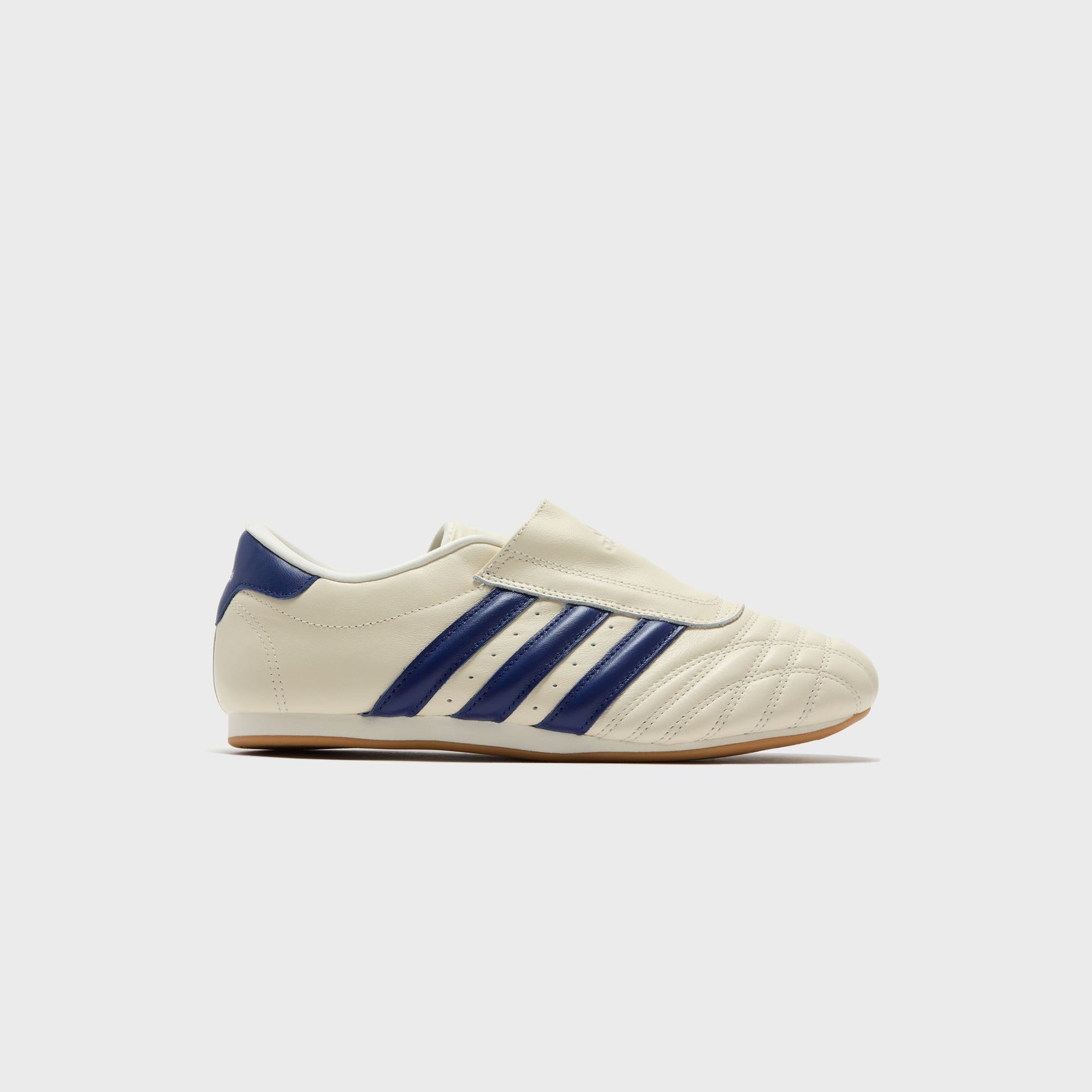adidas WMNS Taekwondo - Cream White / Victory Blue / Gum 3