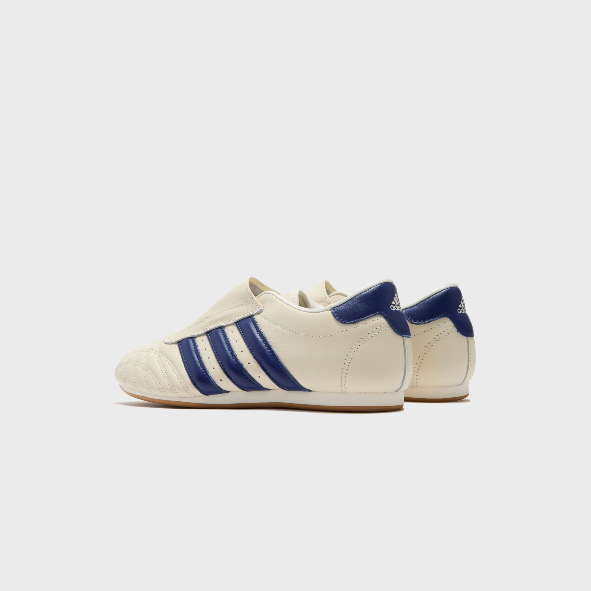 adidas WMNS Taekwondo - Cream White / Victory Blue / Gum 3