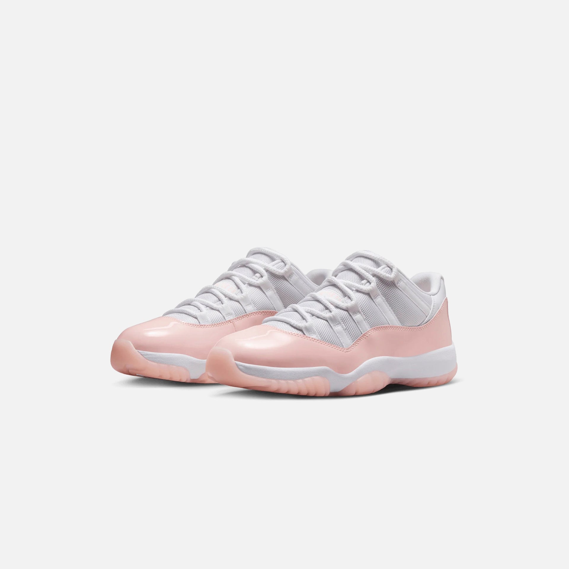 Air Jordan 11 Low pour femmes - Blanc / Rose Légende