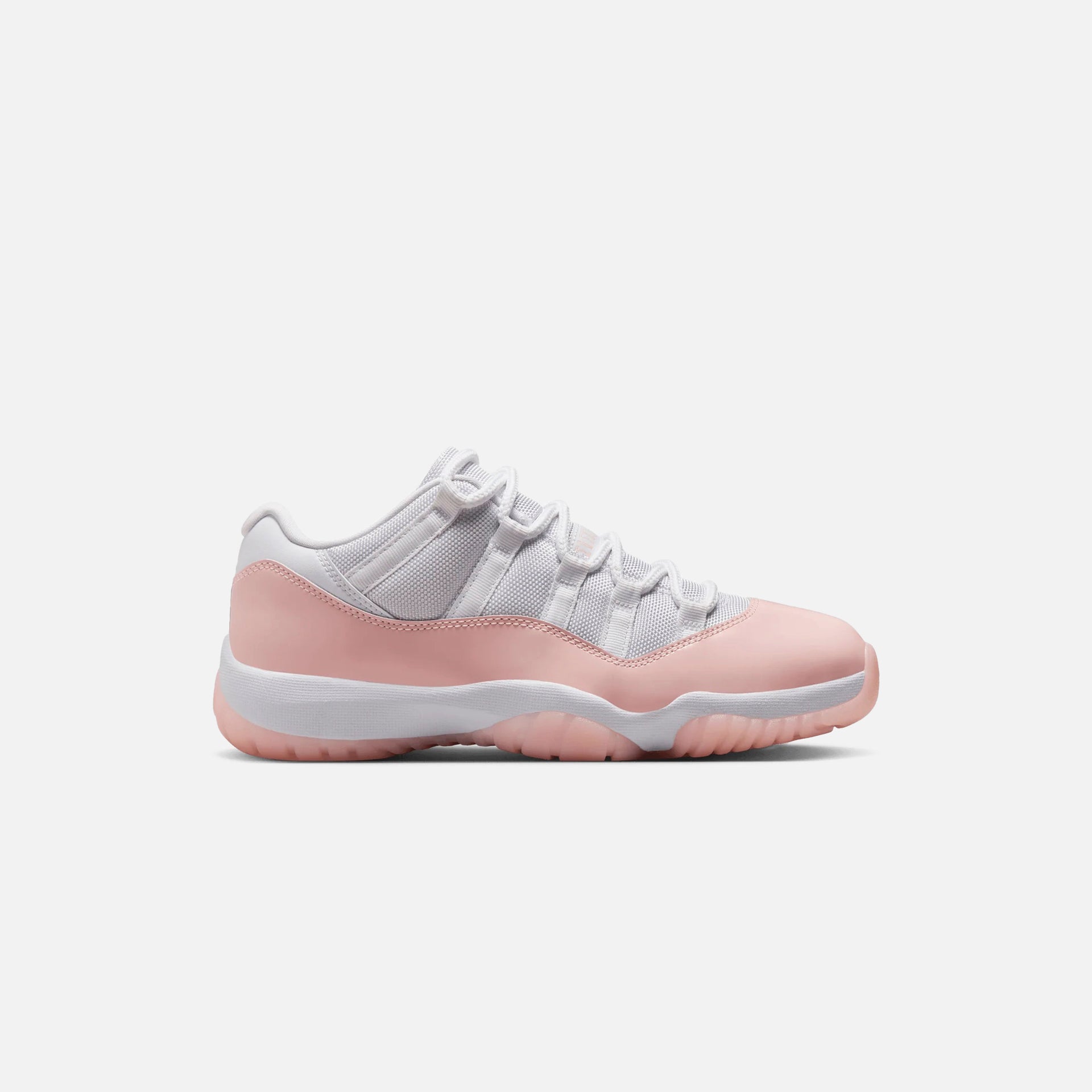 Air Jordan 11 Low pour femmes - Blanc / Rose Légende