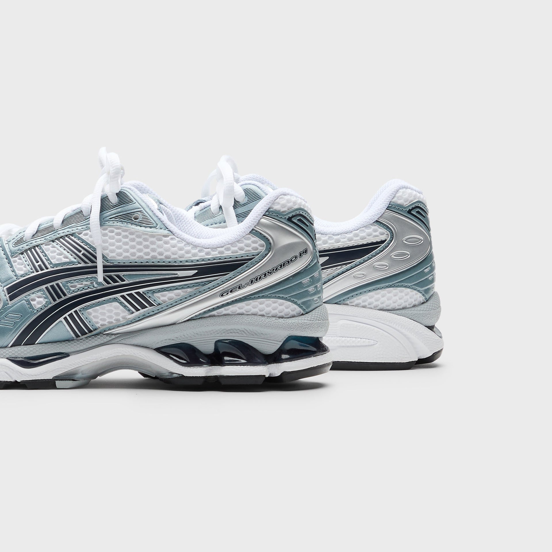 Asics Gel-Kayano 14 - Blanc / Gris Fjord