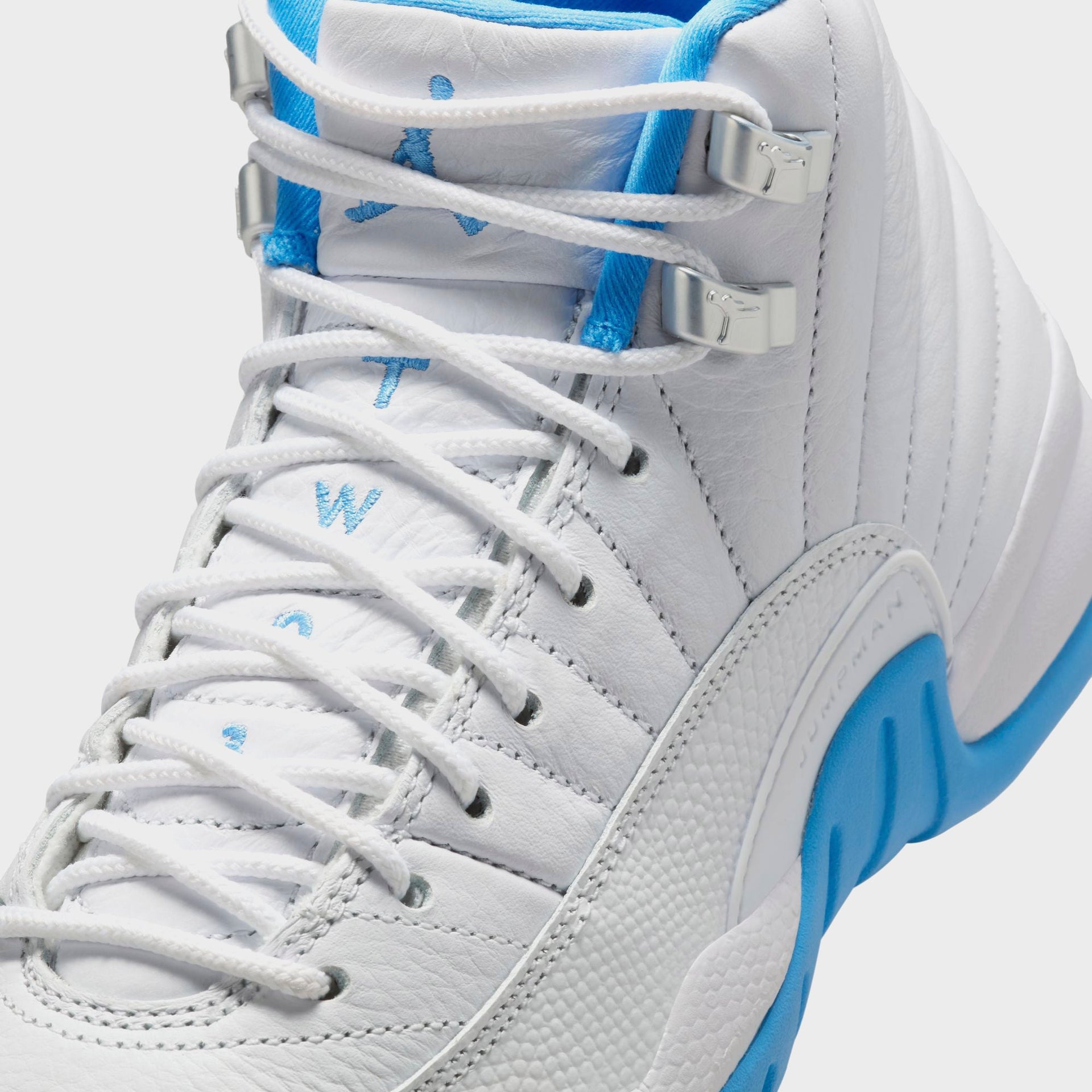 Nike Grade School Jordan 12 Retro - White / Metallic Silver / University Blue