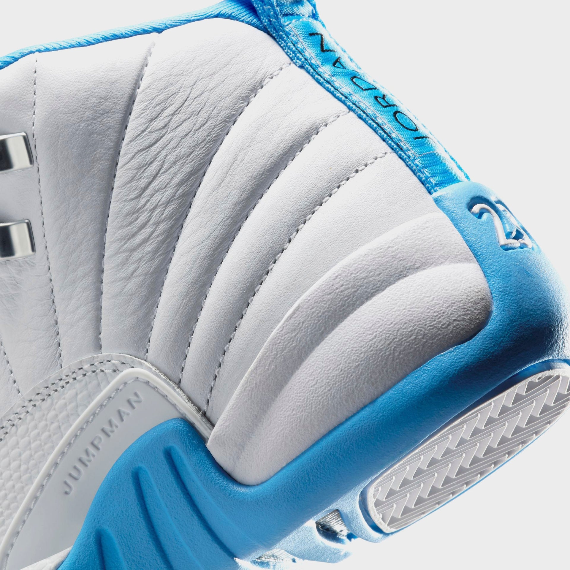 Nike Grade School Jordan 12 Retro - White / Metallic Silver / University Blue