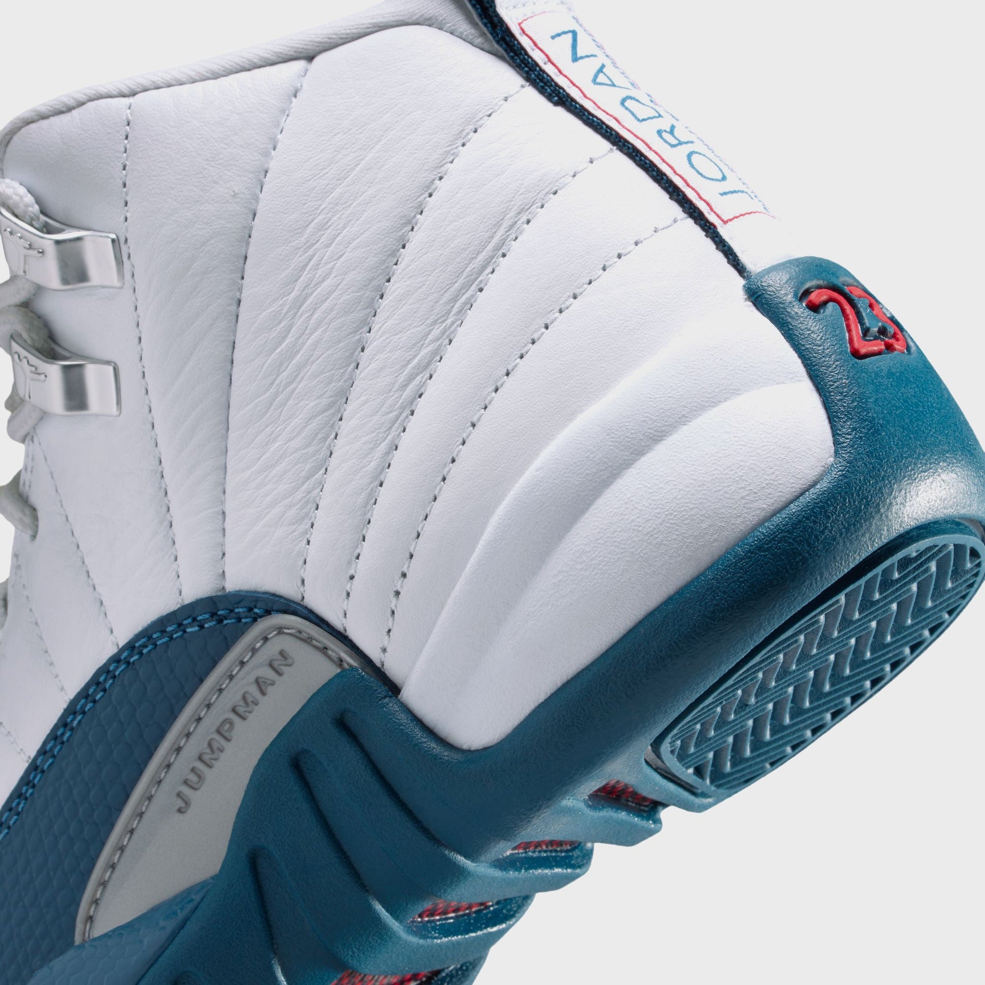 Jordan GS Air Jordan 12 Retro - White / French Blue / Metallic Silver
