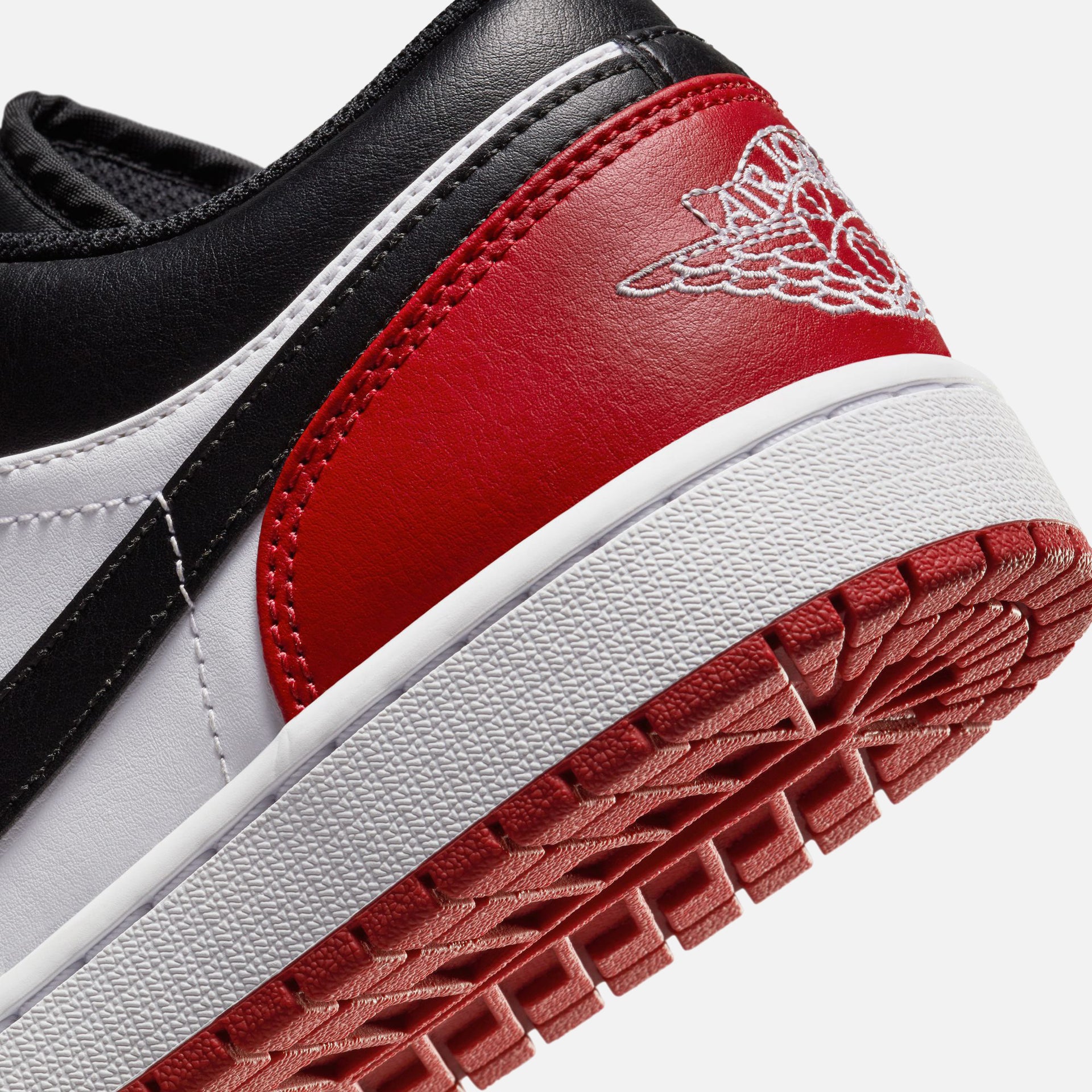 Nike Air Jordan 1 Low - White / Black / Varsity Red / White