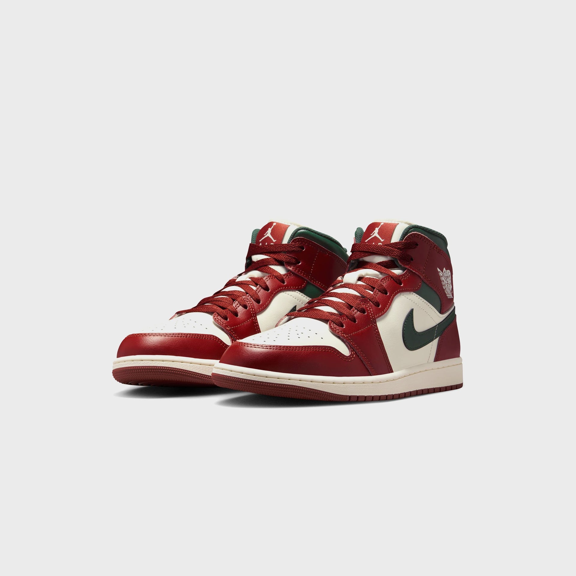 Jordan Air Jordan 1 Mid - Sail / Midnight Green / Pure Platinum / Redstone