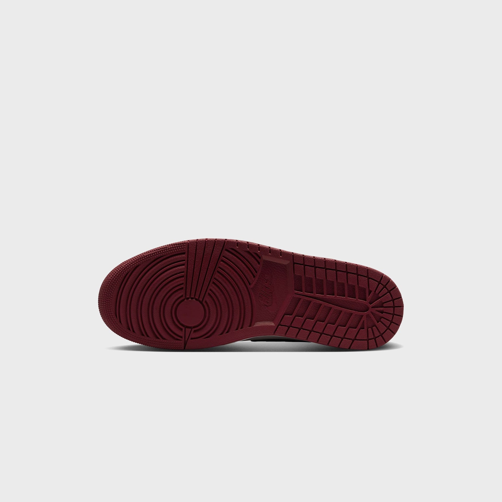 Jordan Air Jordan 1 High OG - Shadow Brown / Soft Pearl / Light British Tan / Team Red