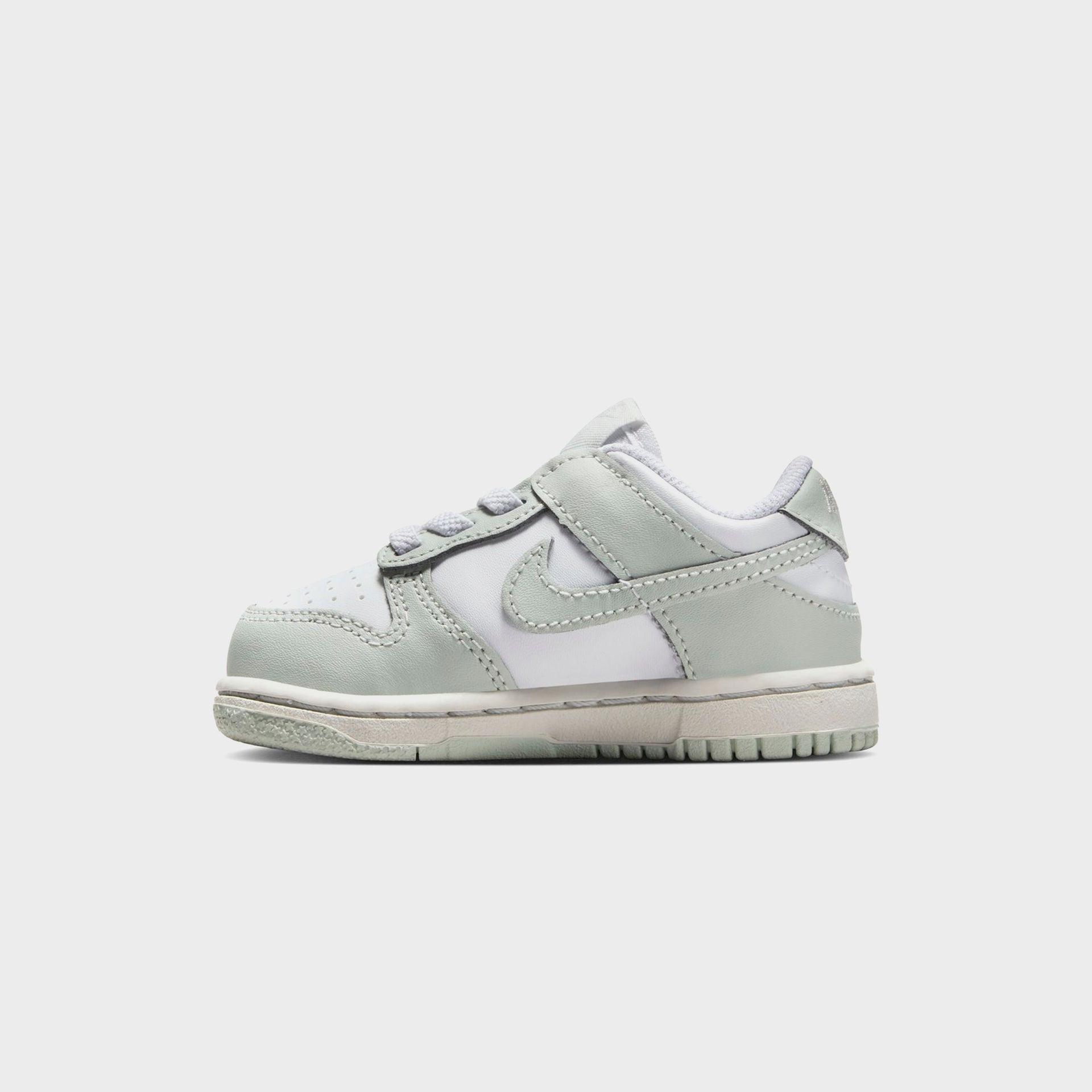 Nike TD Dunk Low - White / Light Silver / Photon Dust