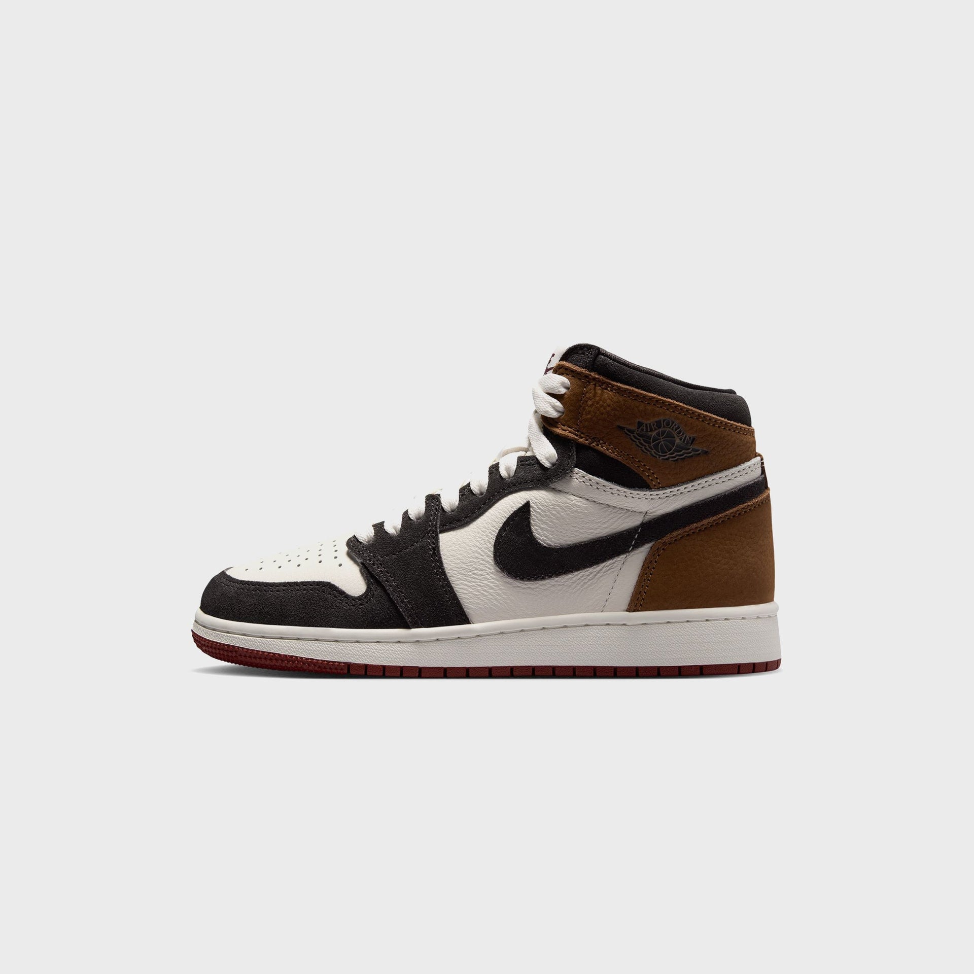 Jordan GS Air Jordan 1 High OG - Shadow Brown / Soft Pearl / Light British Tan / Team Red