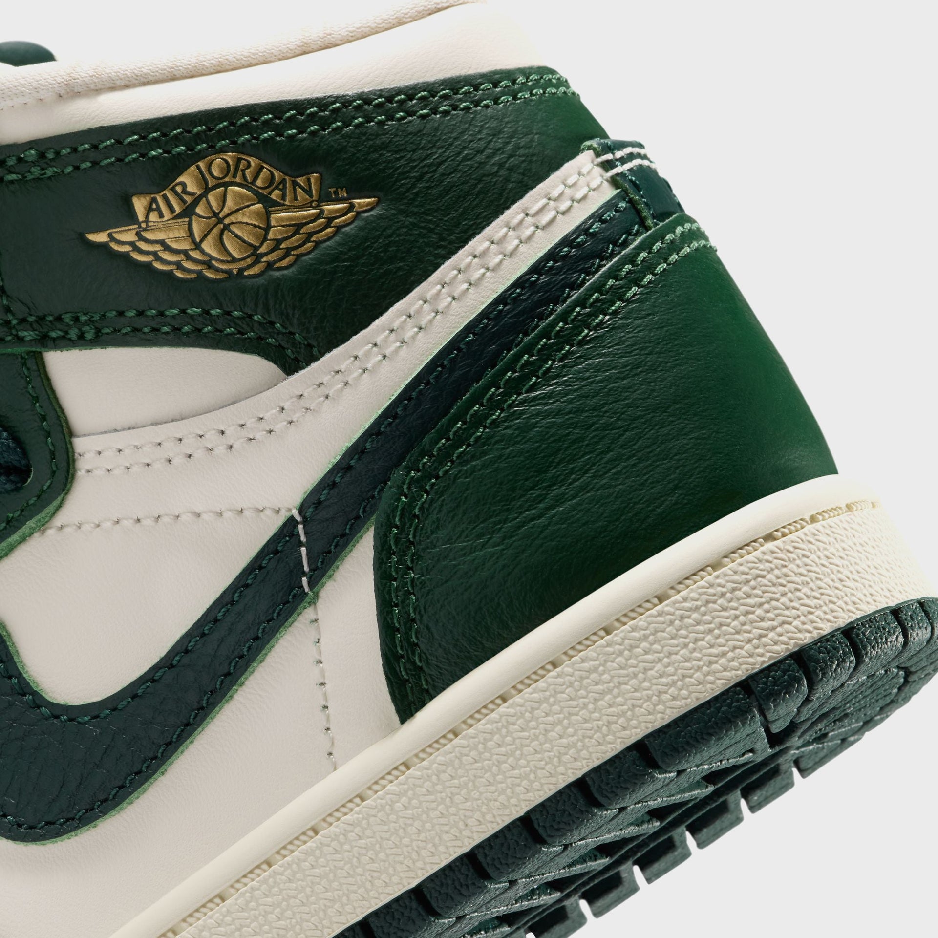 Jordan PS Air Jordan 1 Retro High OG - Fir / Coconut Milk / Pro Green