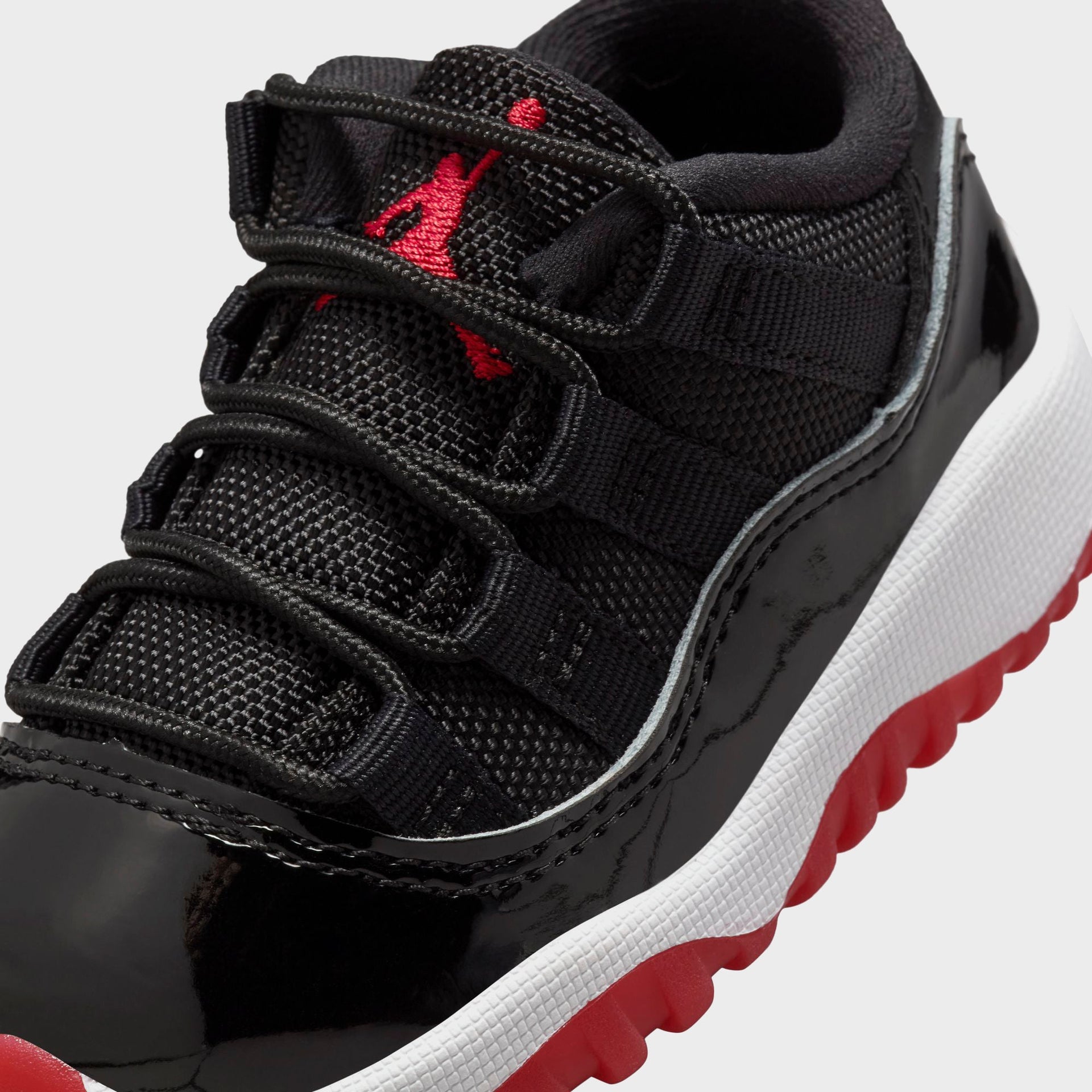 Jordan TD Air Jordan 11 Low - White / Varsity Red / Black