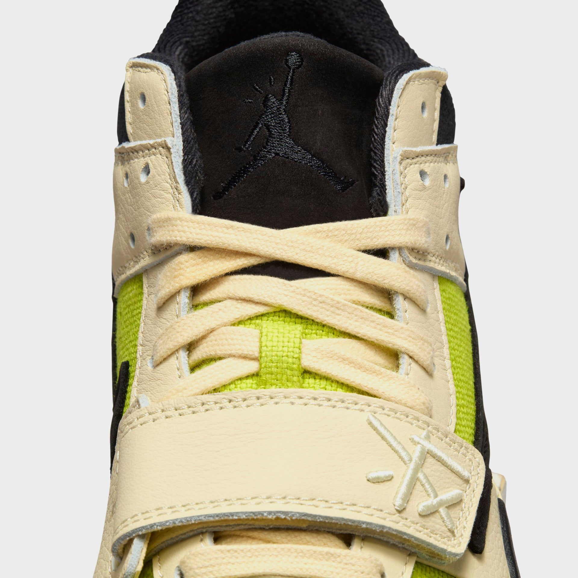 Jordan x Travis Scott Jumpman Jack TR - Bright Cactus / Muslin / Black