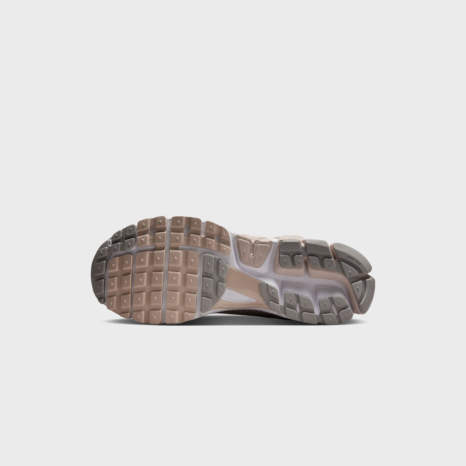 Nike Zoom Vomero 5 - Light Orewood Brown / Light Smoke Grey / White