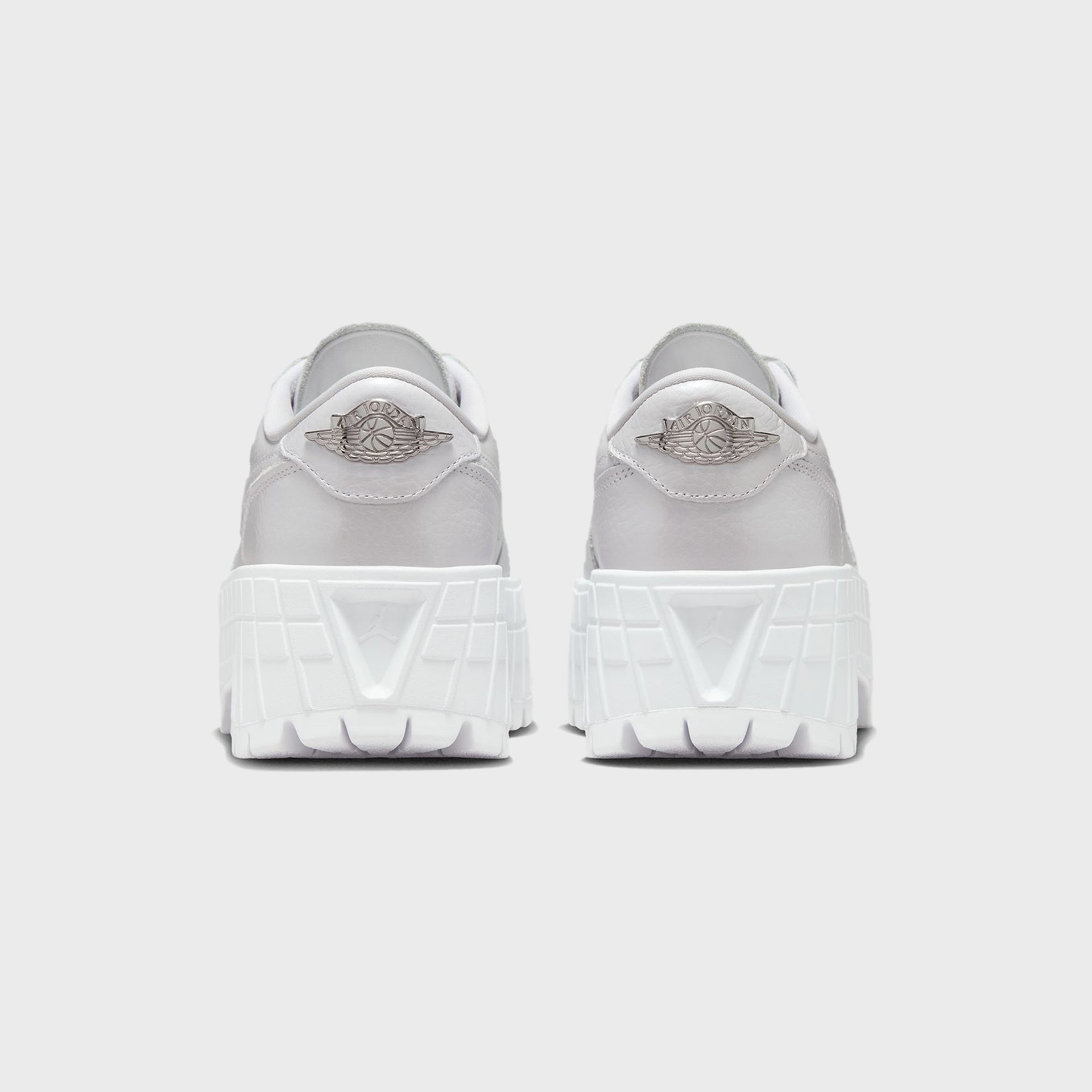 Nike Air Jordan 1 Brooklyn Low - White / Metallic Silver