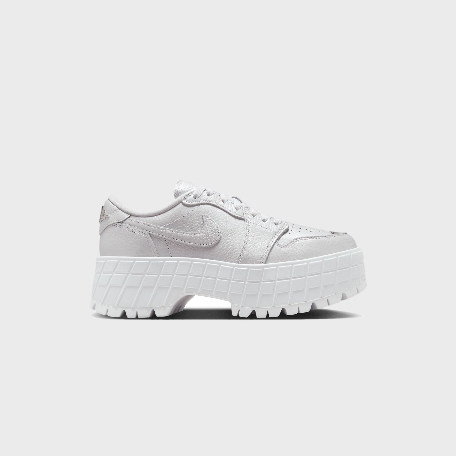 Nike Air Jordan 1 Brooklyn Low - White / Metallic Silver