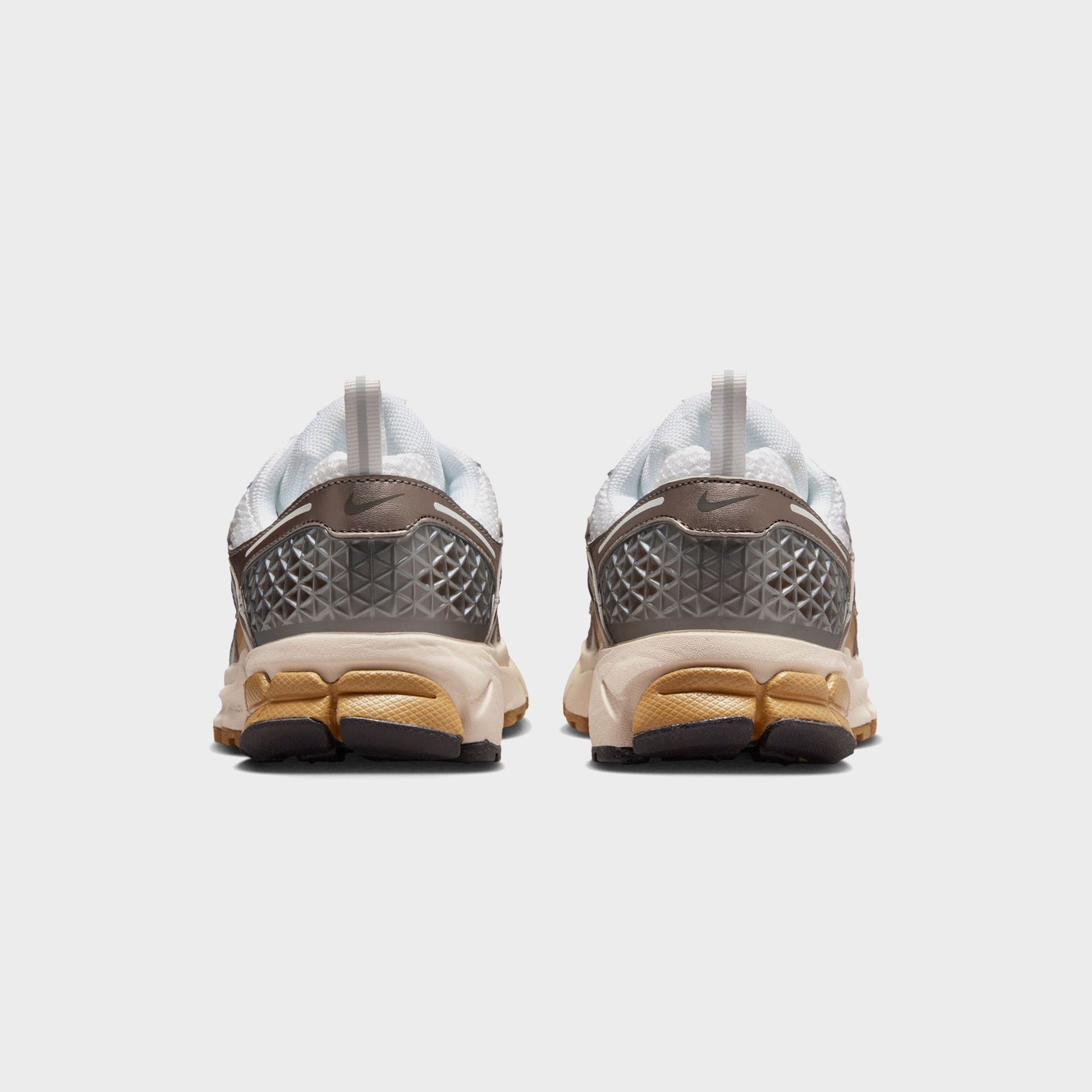 Nike GS Vomero 5 - Metallic Pewter / Medium Ash / Parachute Beige