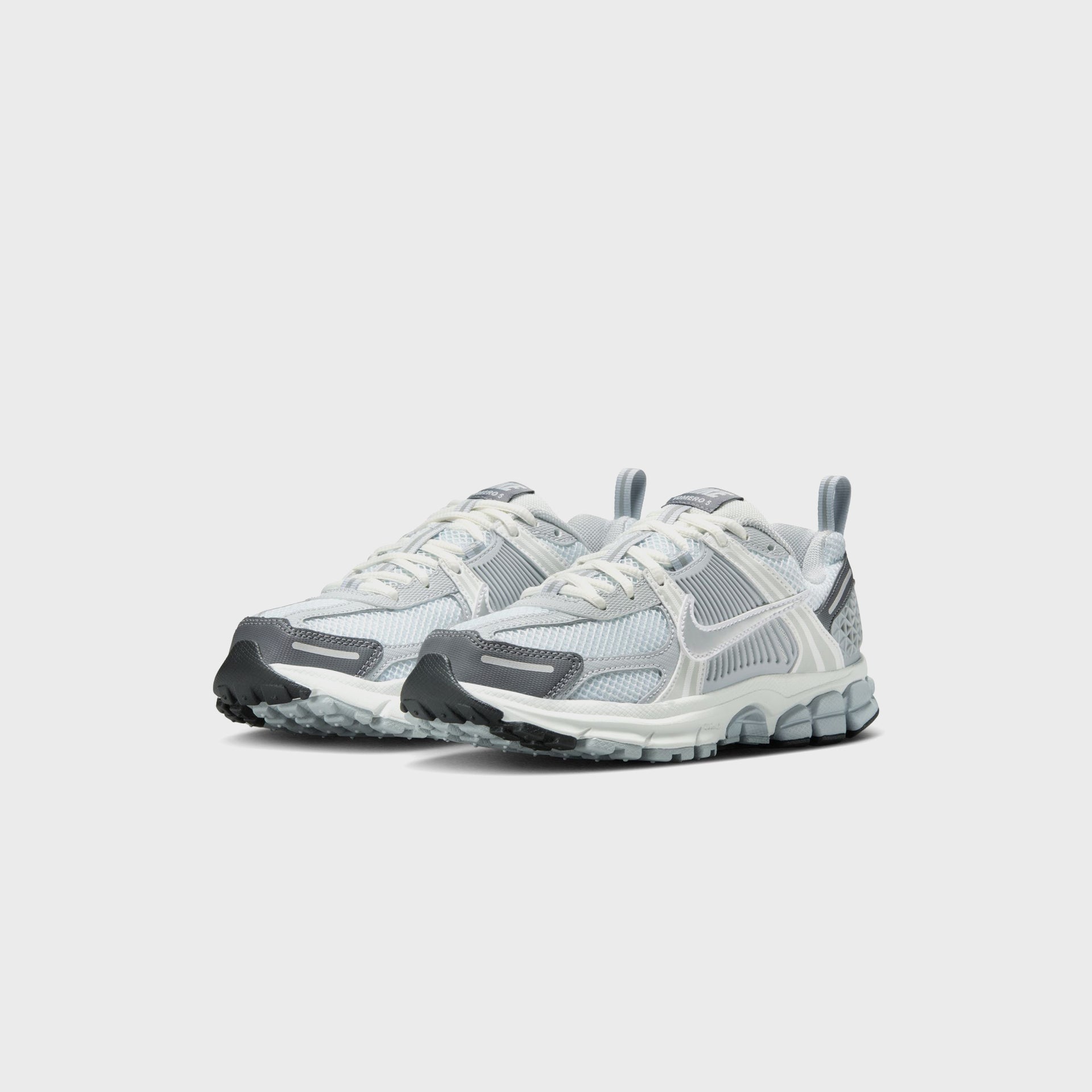 Nike Grade School Vomero 5 - Pure Platinum / Metallic Silver / Summit White