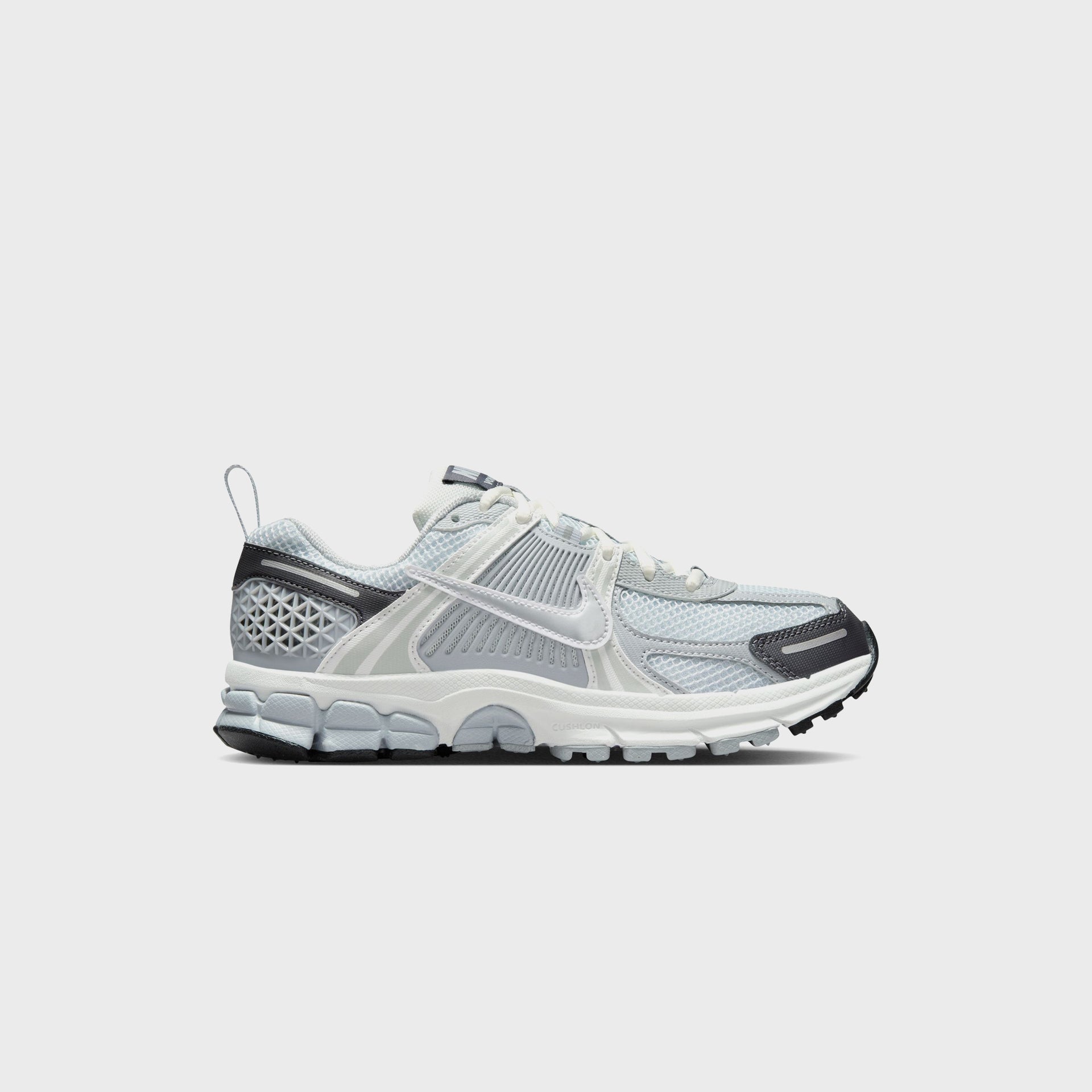 Nike Grade School Vomero 5 - Pure Platinum / Metallic Silver / Summit White