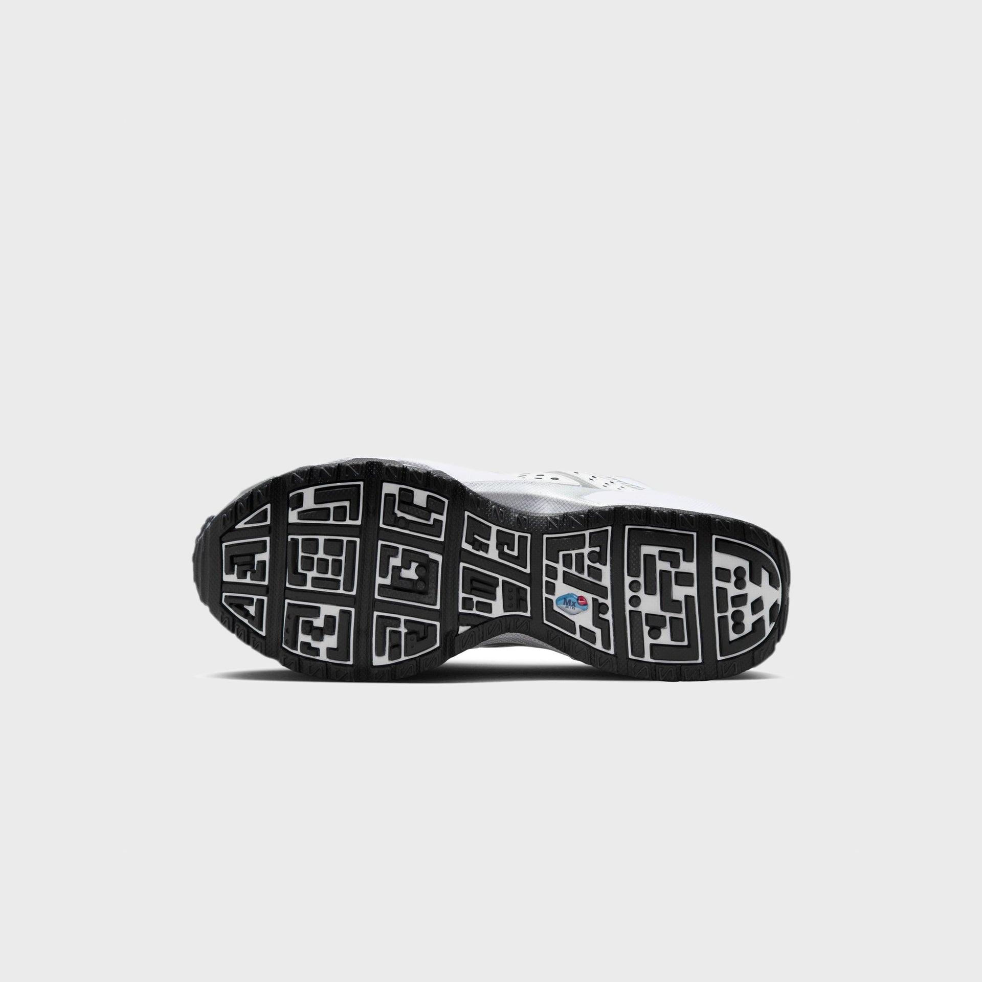 Nike Air Max Sndr - White / Metallic Silver / Black
