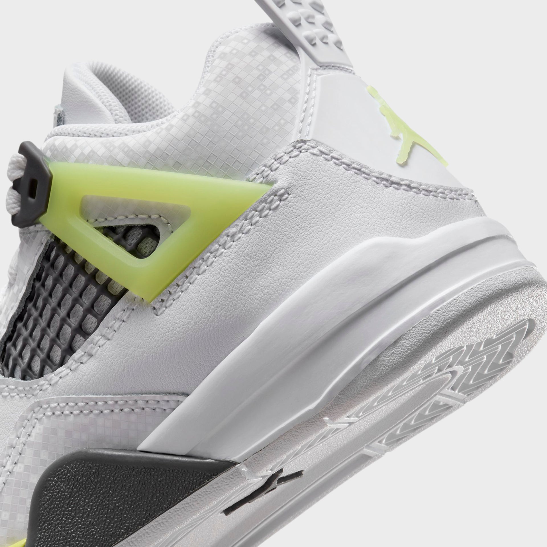 Jordan PS Air Jordan 4 Retro - White / Light Lemon Twist / Light Graphite