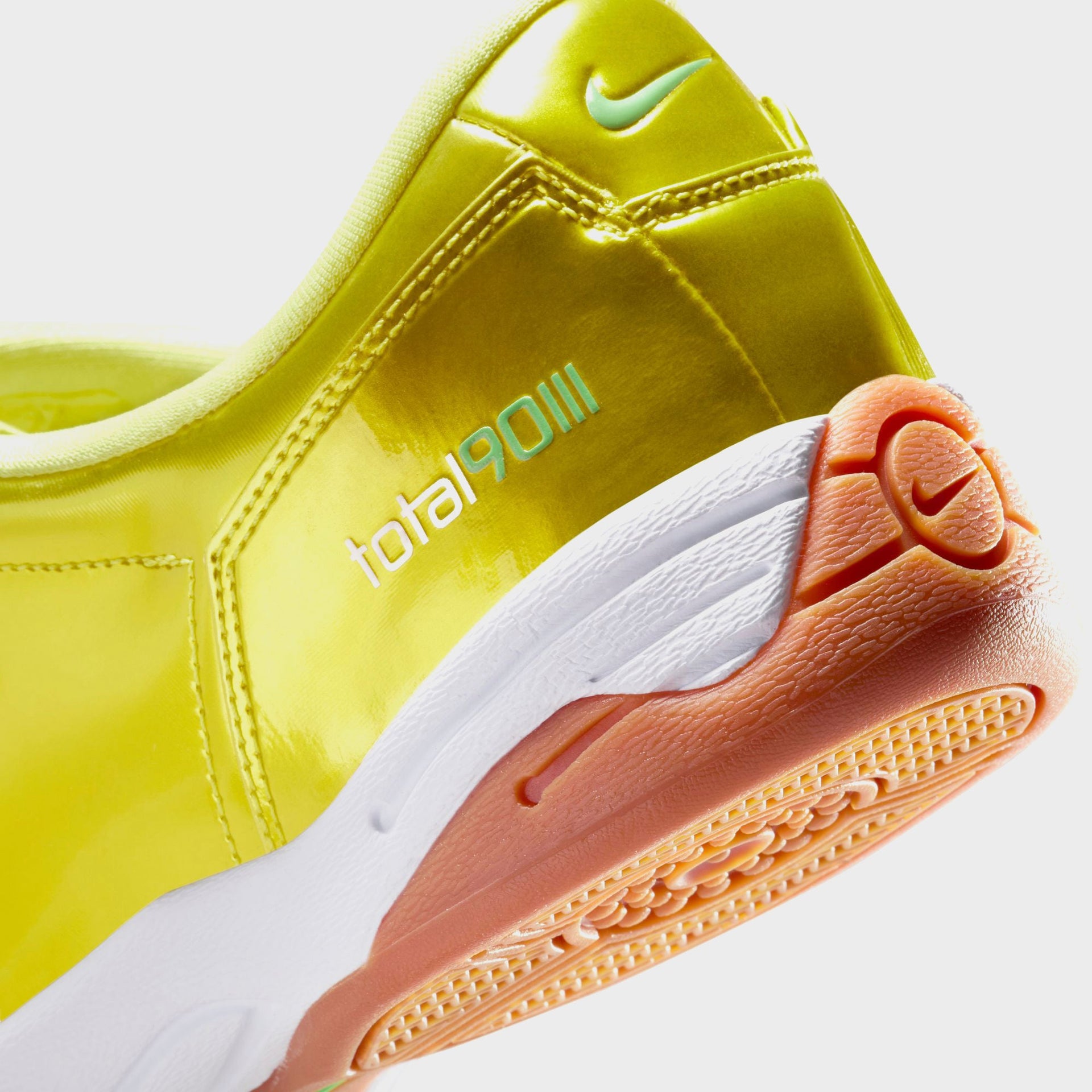 Nike T90 SP - Jaune dynamique / Vert scintillant / Gomme / Marron moyen