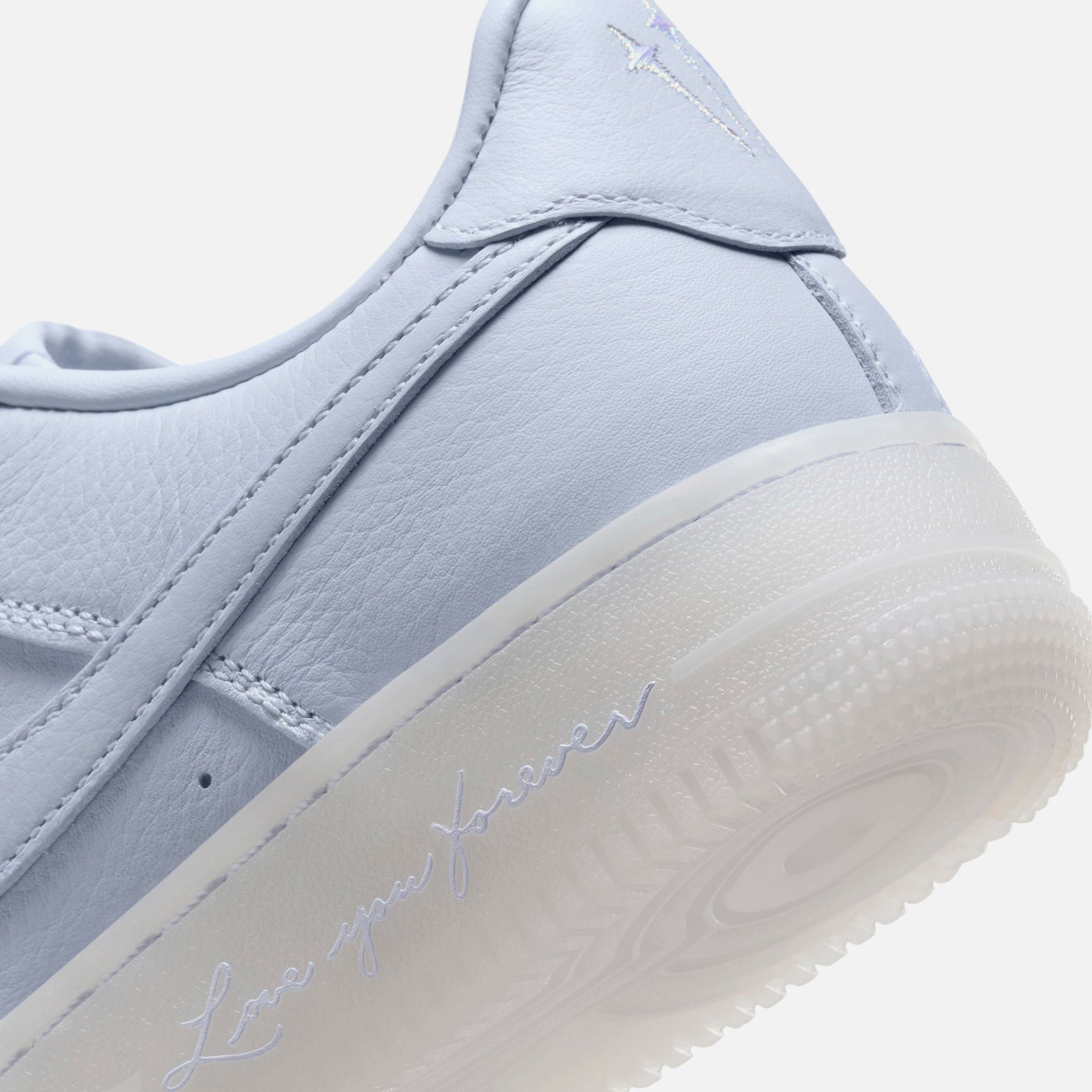 Nike x NOCTA GS Air Force 1 Low - Violet pâle / Teinte cobalt / Argent métallisé
