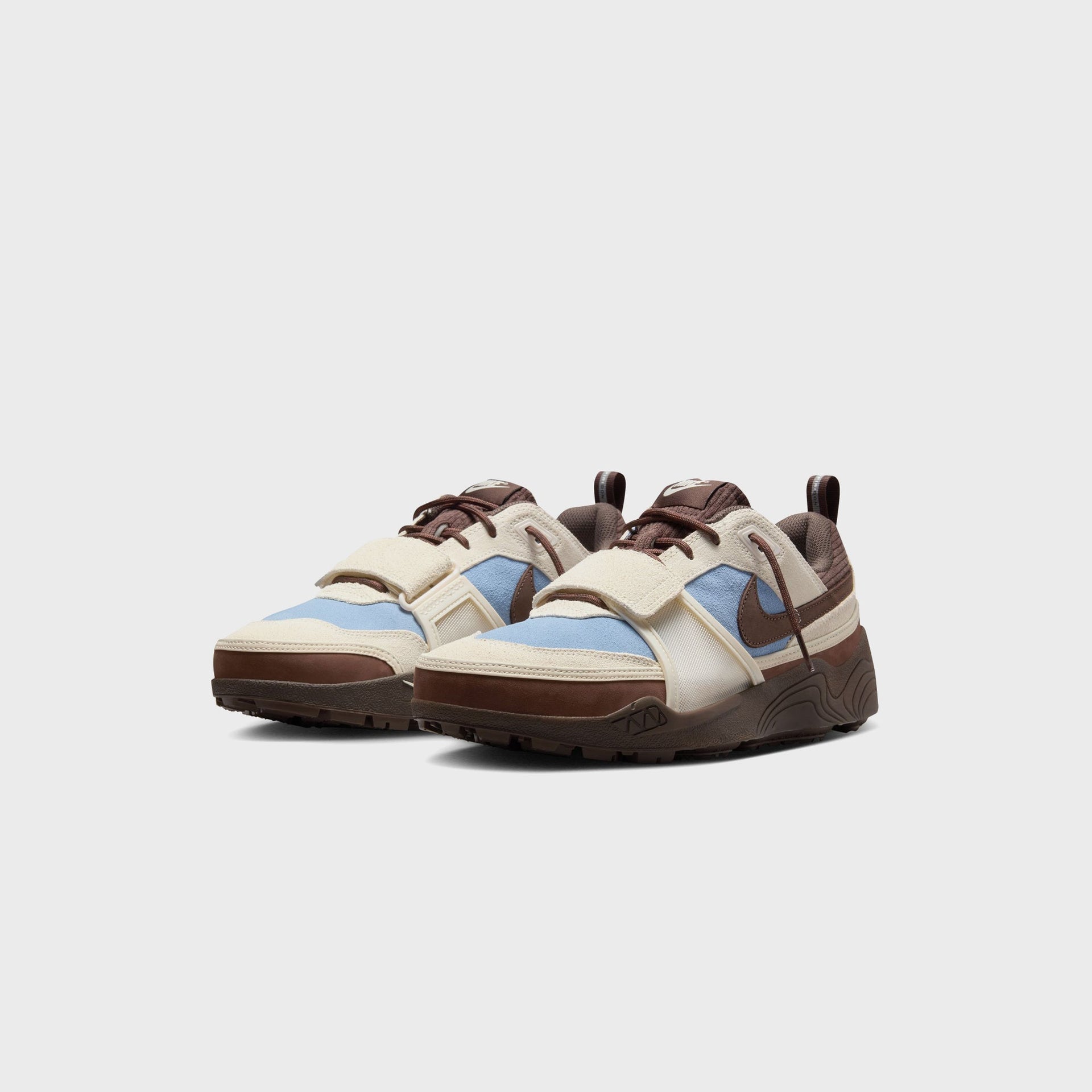 Nike x Travis Scott Jumpman Jack Zoom Field Jaxx -  Leche Blue / Baroque Brown / Pale Ivory / Light Chocolate