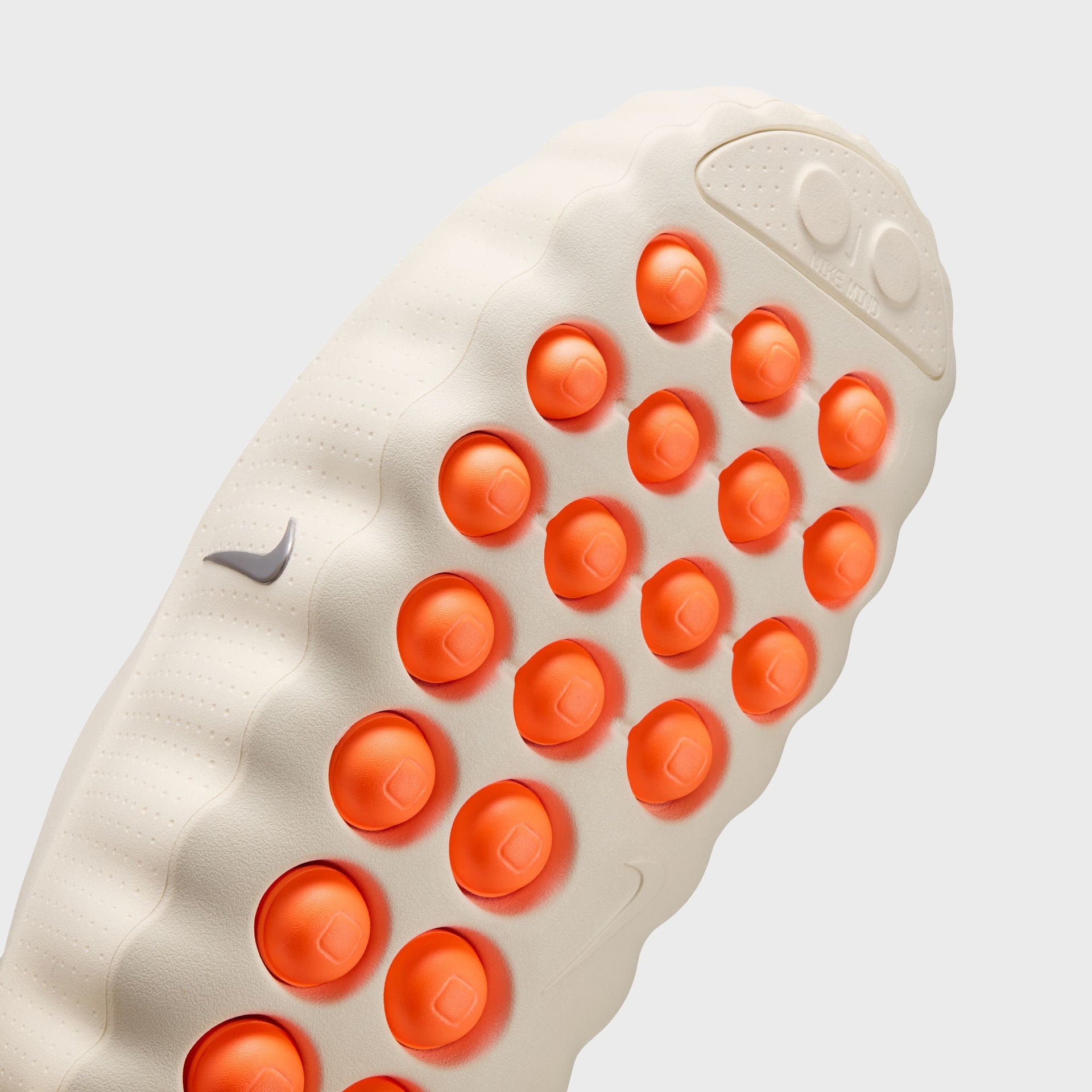 Nike Mind 001 - Sail / Hyper Crimson / Black / Metallic Platinum