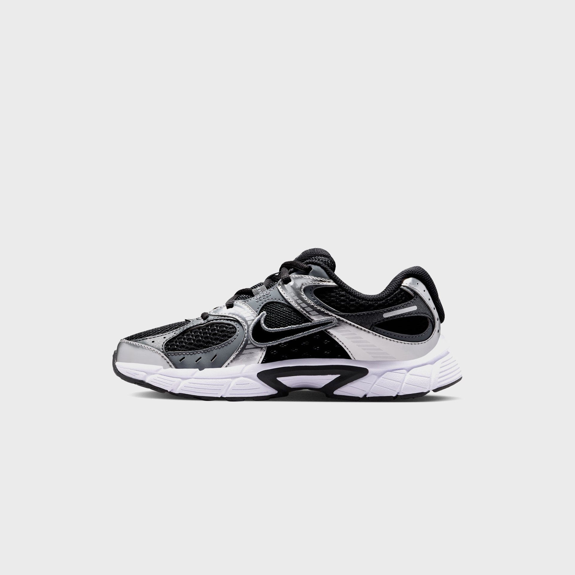 Nike GS V5 Rnr - Black / Anthracite / Smoke Grey