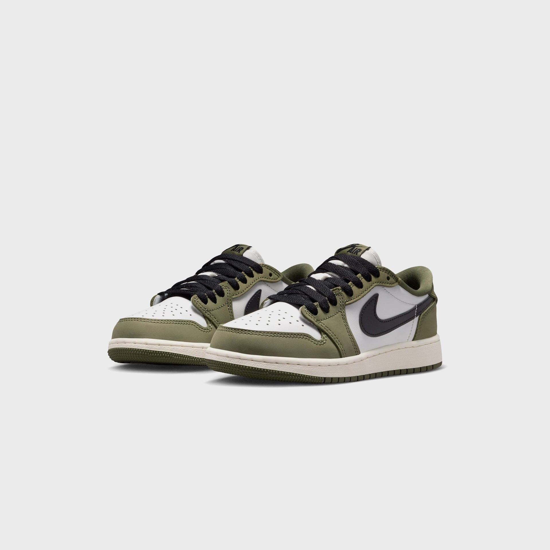 Jordan GS Air Jordan 1 Retro Low - Medium Olive / Summit White / Sail / Black