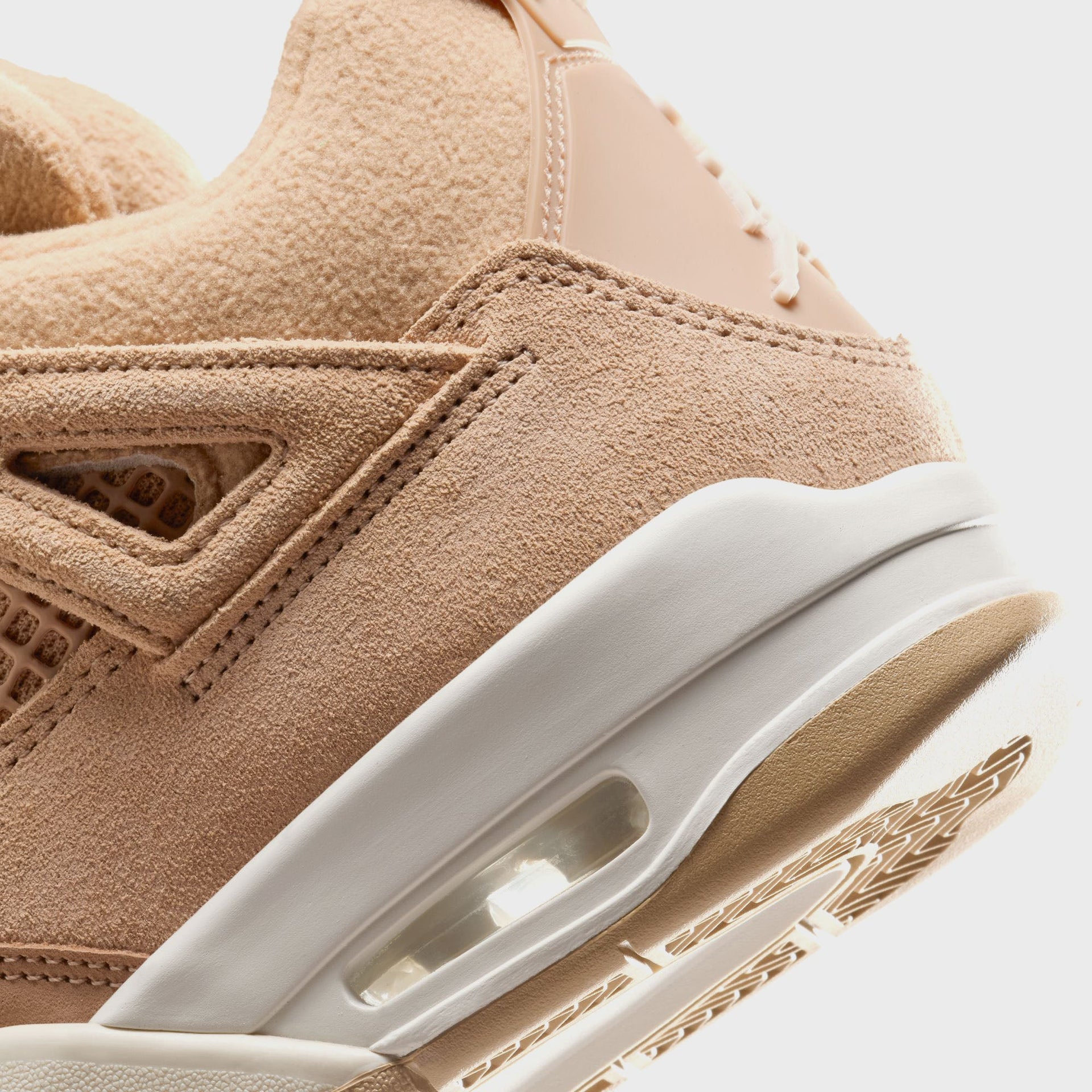 Jordan WMNS Air Jordan 4 Retro - Hemp / Light Orewood Brown