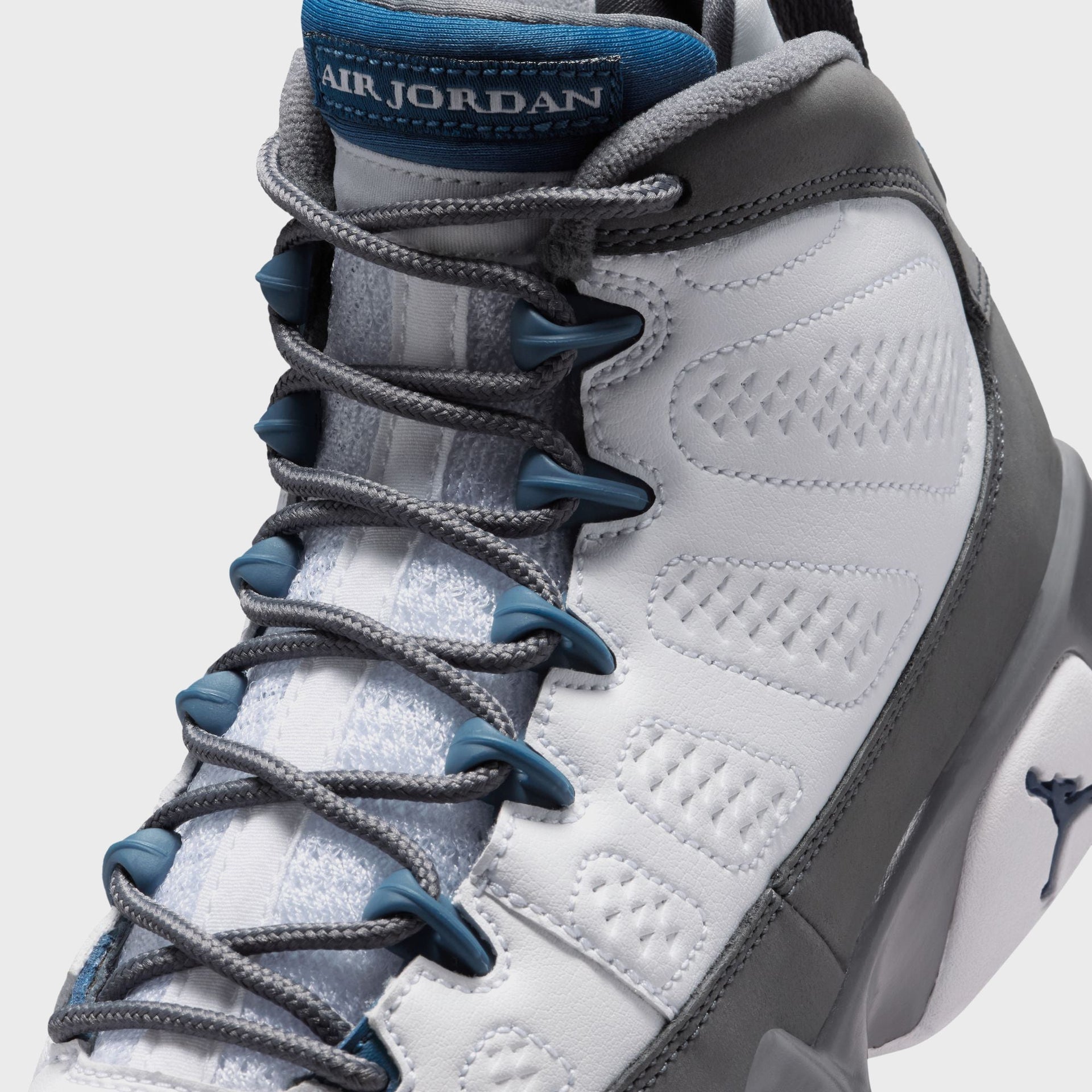 Jordan GS Air Jordan 9 Retro - White / French Blue / Flint Grey