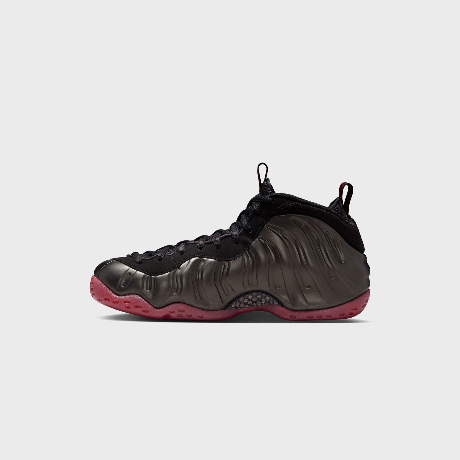 Nike Air Foamposite One - Black / Varsity Red