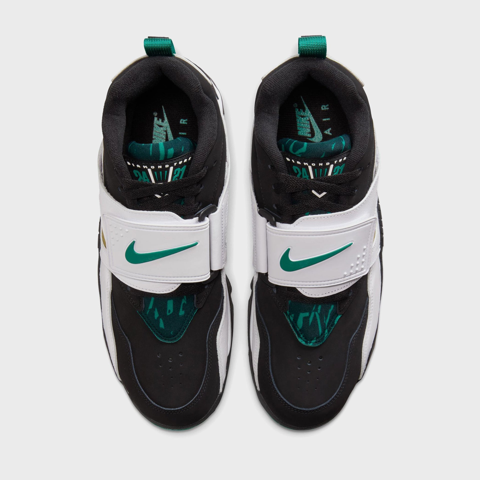 Nike Air Diamond Turf 93 - Black / Mystic Green / White / Golden Tussah