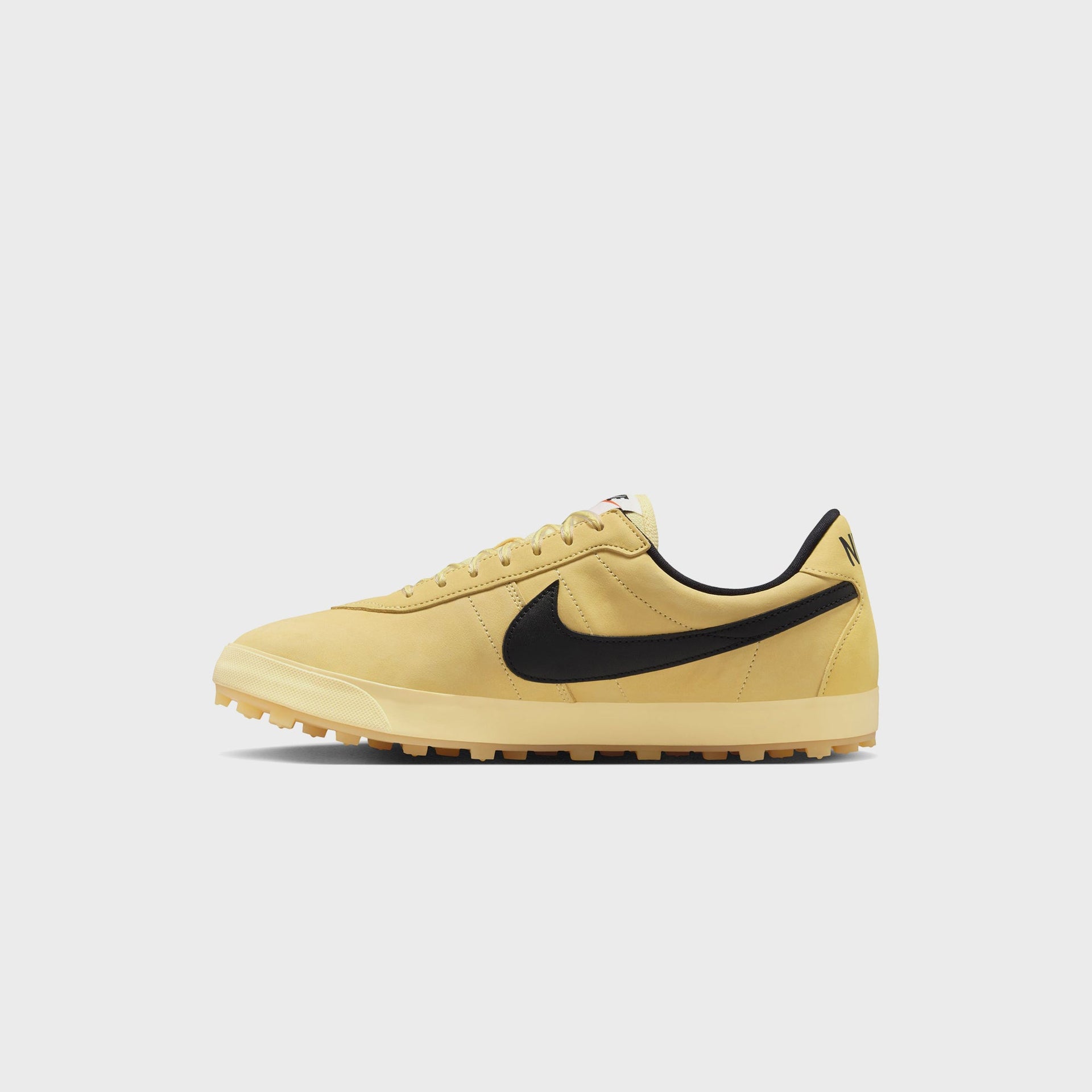 Nike Astrograbber QS - Soft Yellow / Black / Sail / Safety Orange